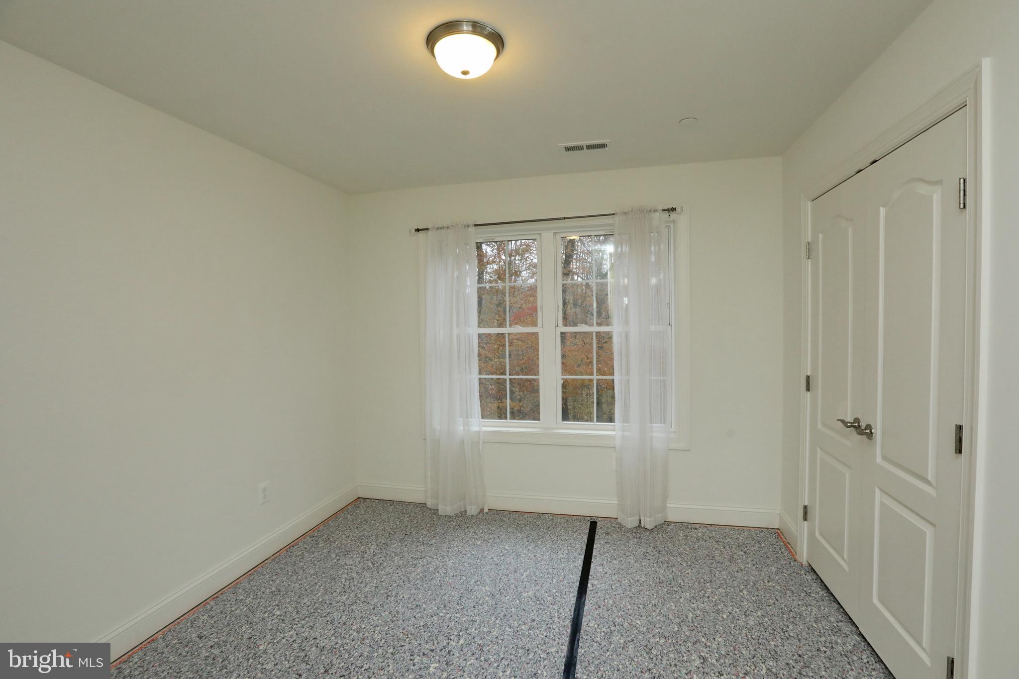 BRIDGELEIGH FARMS - Residential