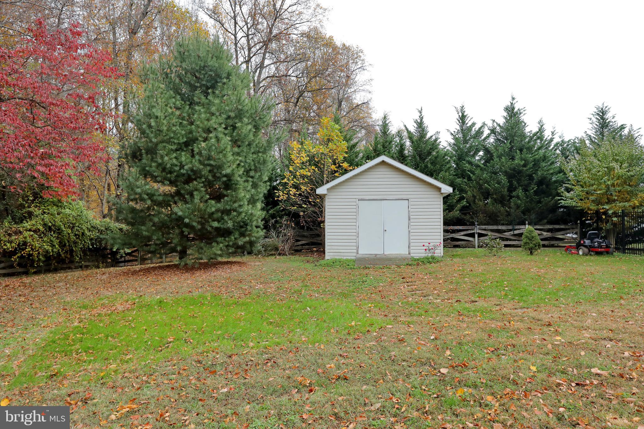 BRIDGELEIGH FARMS - Residential