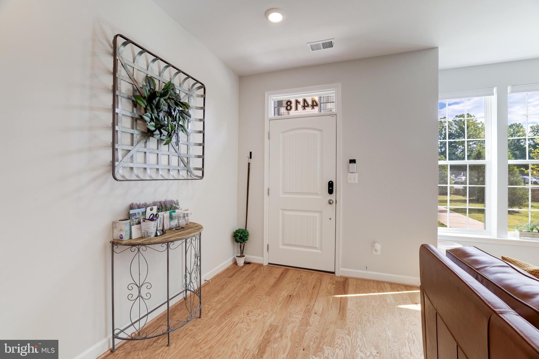 ENCLAVE AT FAIR LAKES - Residential Lease