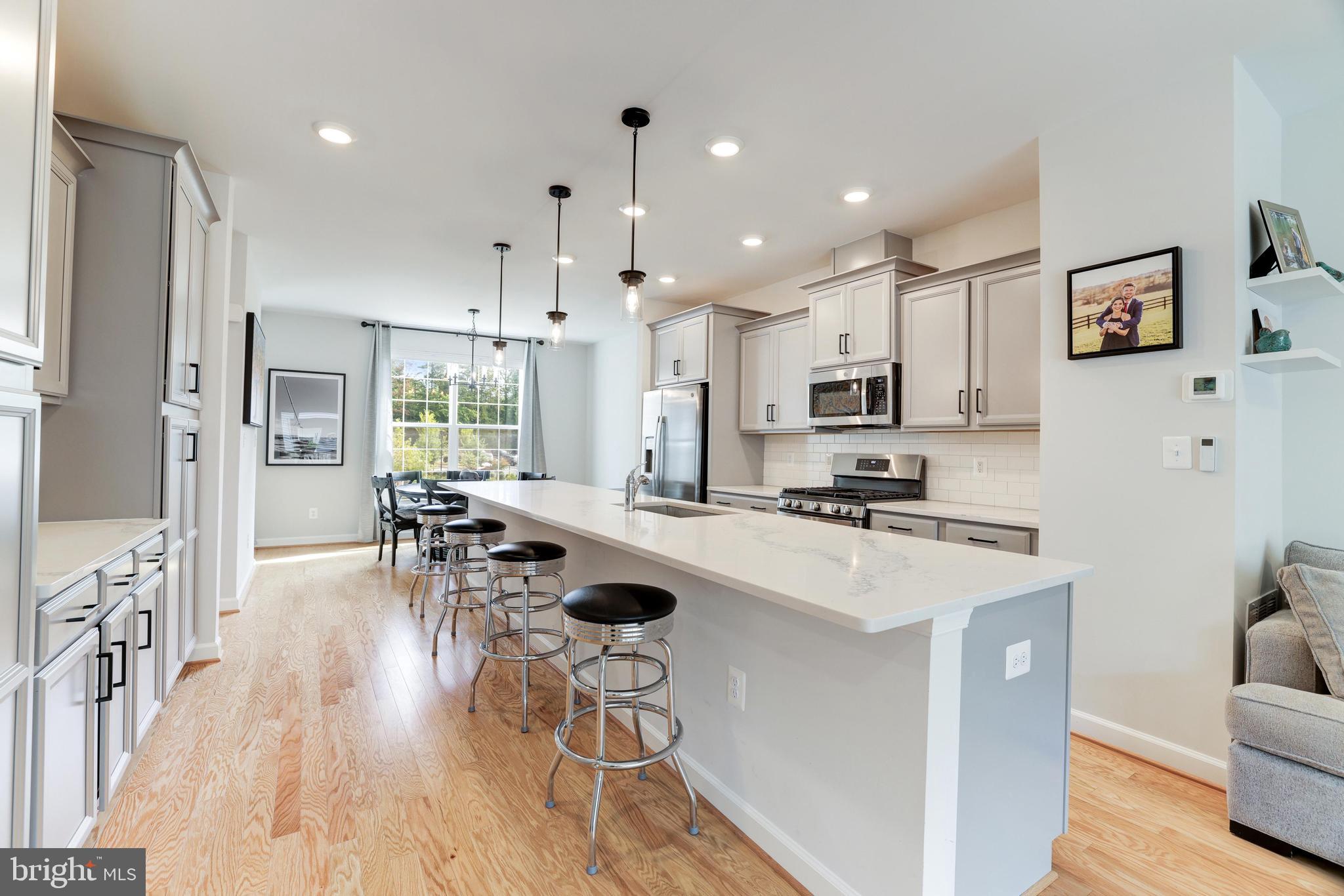 ENCLAVE AT FAIR LAKES - Residential Lease