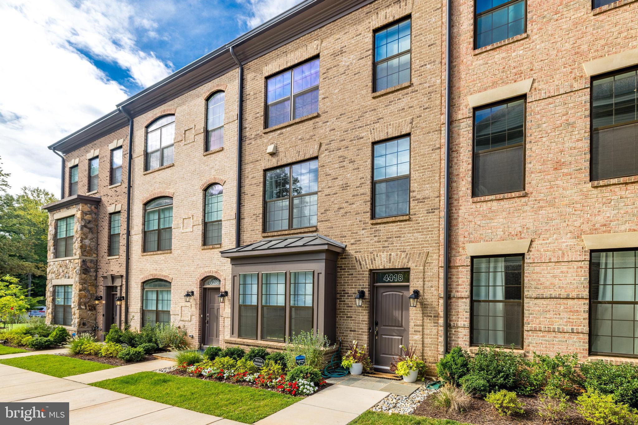 ENCLAVE AT FAIR LAKES - Residential Lease