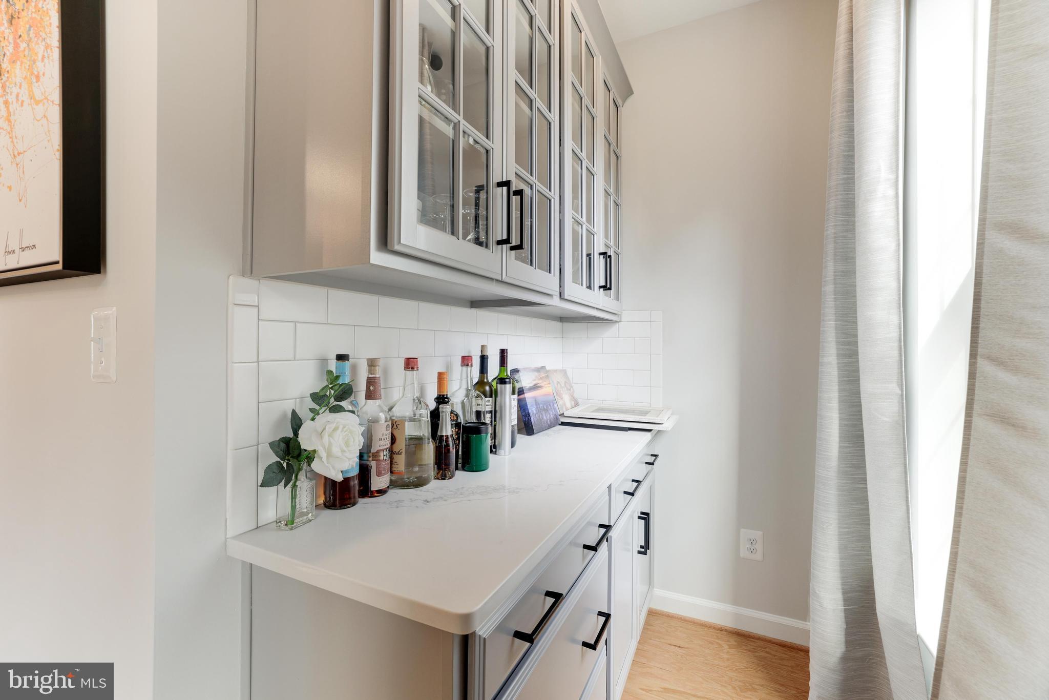 ENCLAVE AT FAIR LAKES - Residential Lease