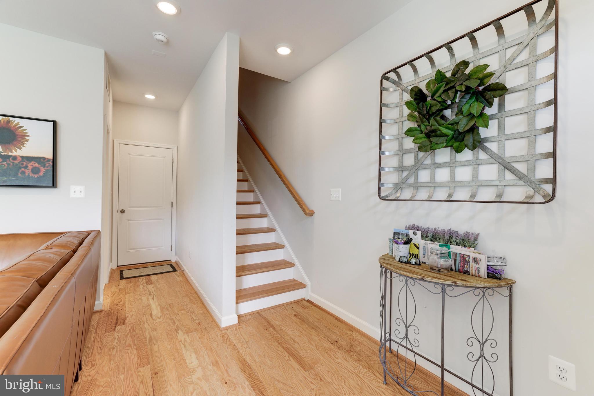 ENCLAVE AT FAIR LAKES - Residential Lease