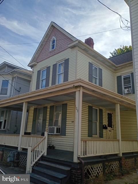 Photo of 109 S Pleasant Street, HANOVER, PA 17331 (MLS # PAYK2113388)
