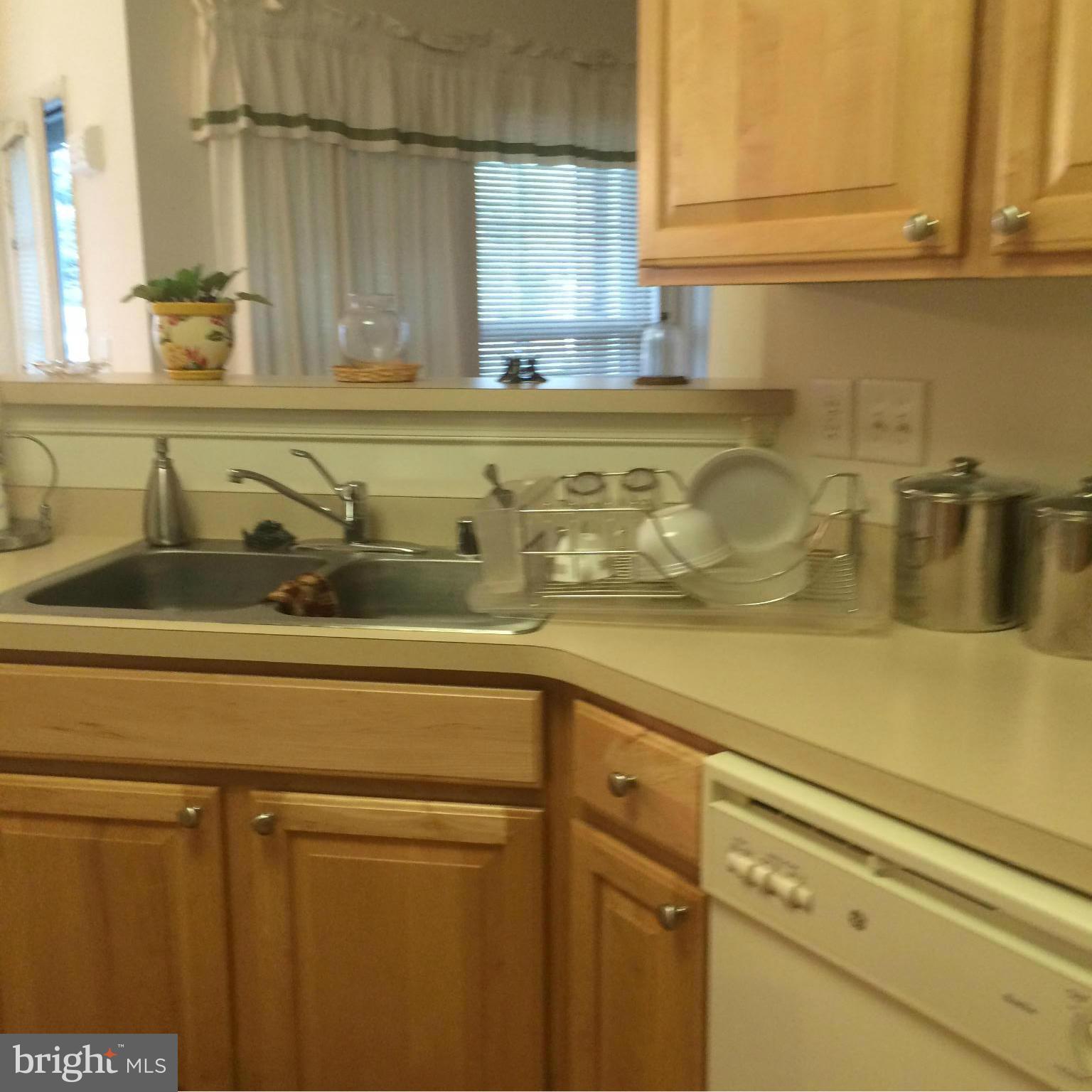 KINGS CROSSING - Residential