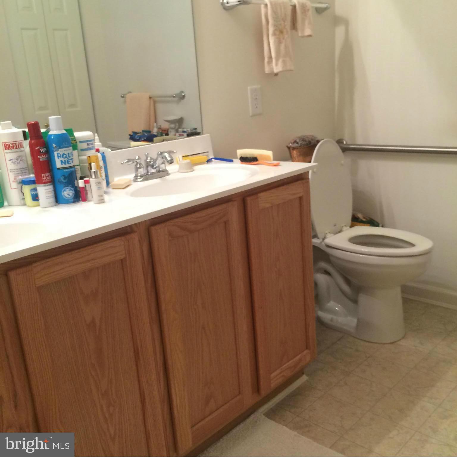 KINGS CROSSING - Residential