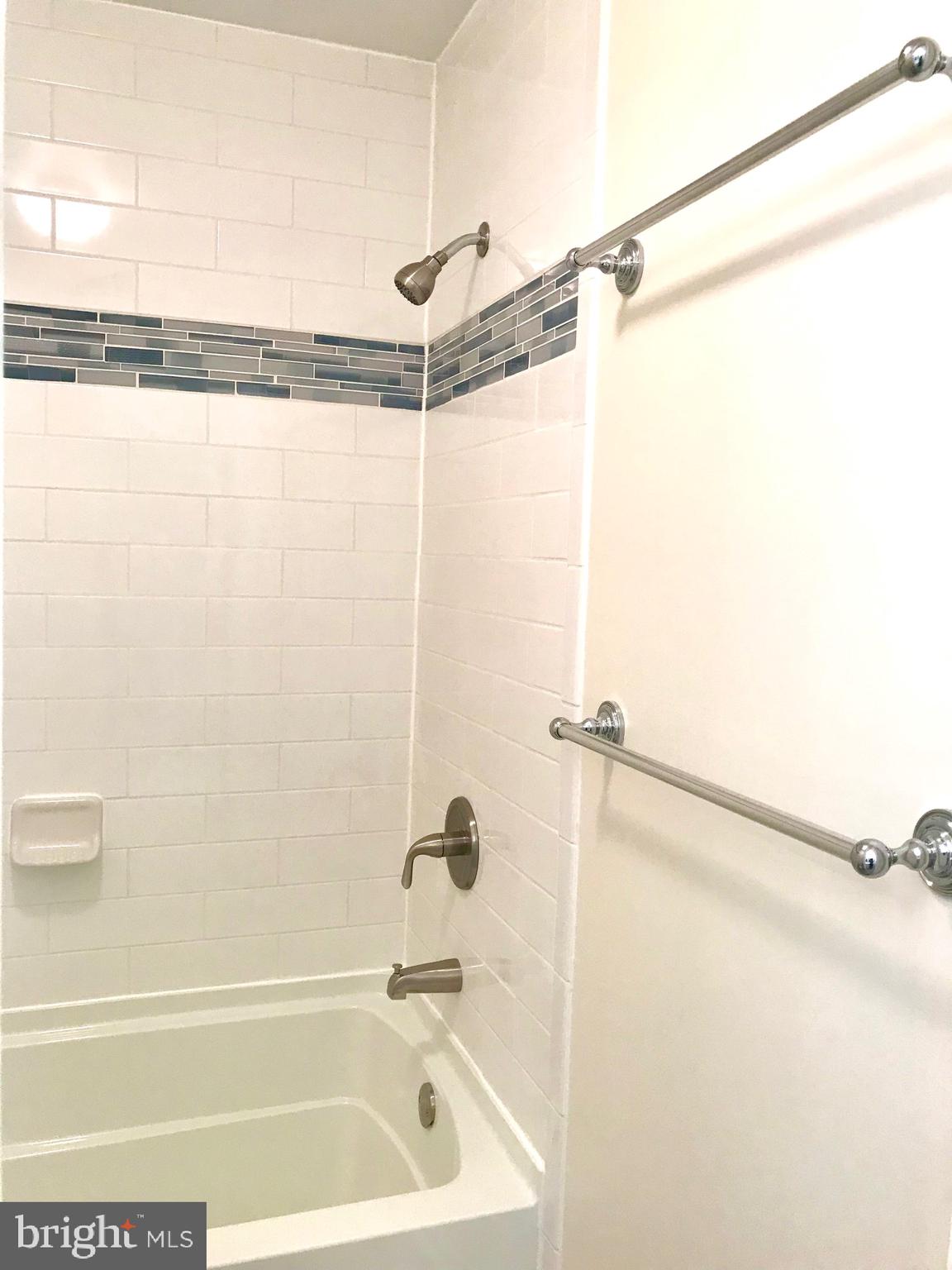 TANGLEWOOD TOWNHOMES SUB - Residential Lease