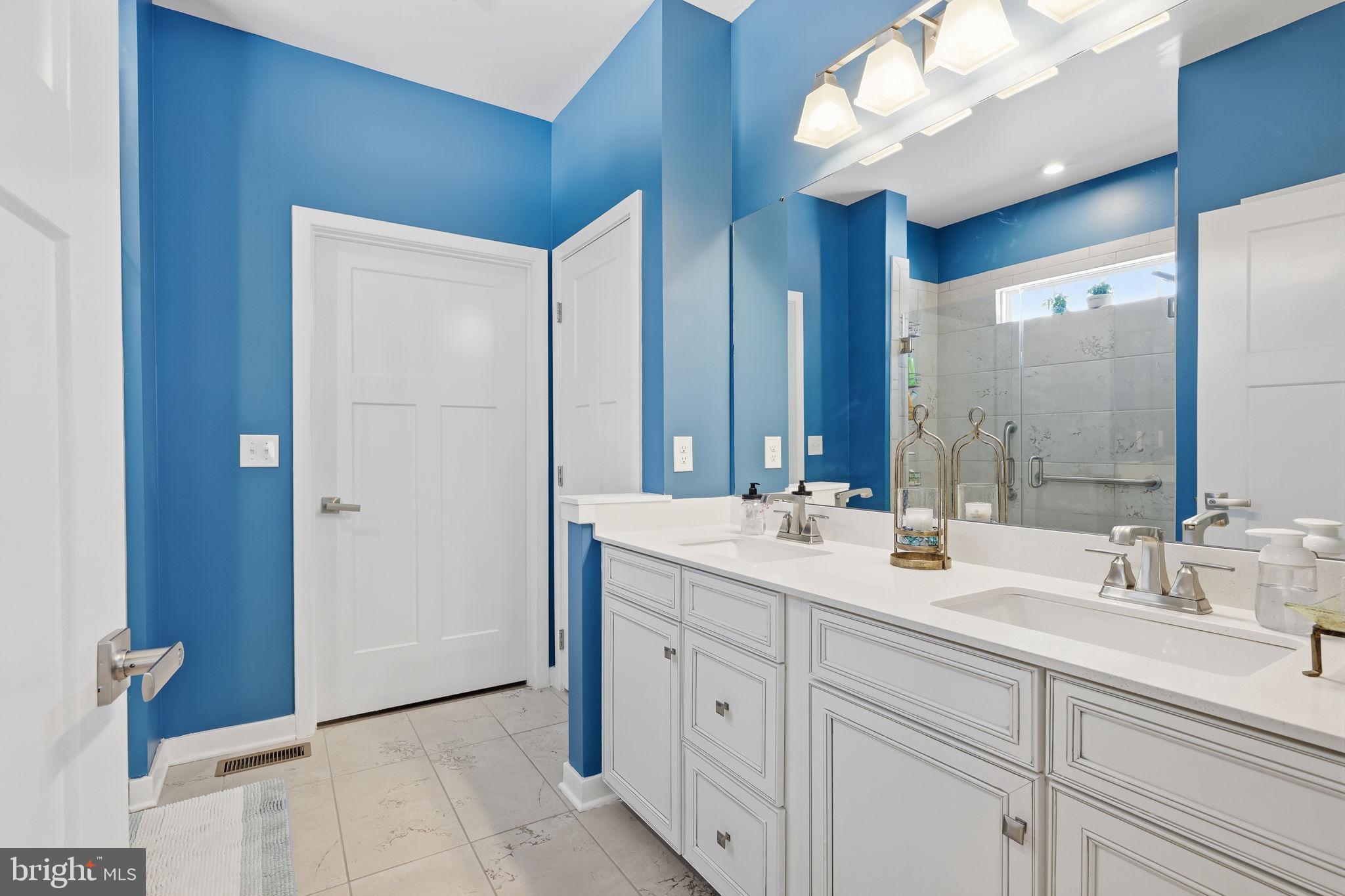 YARDLEY WOODS - Residential