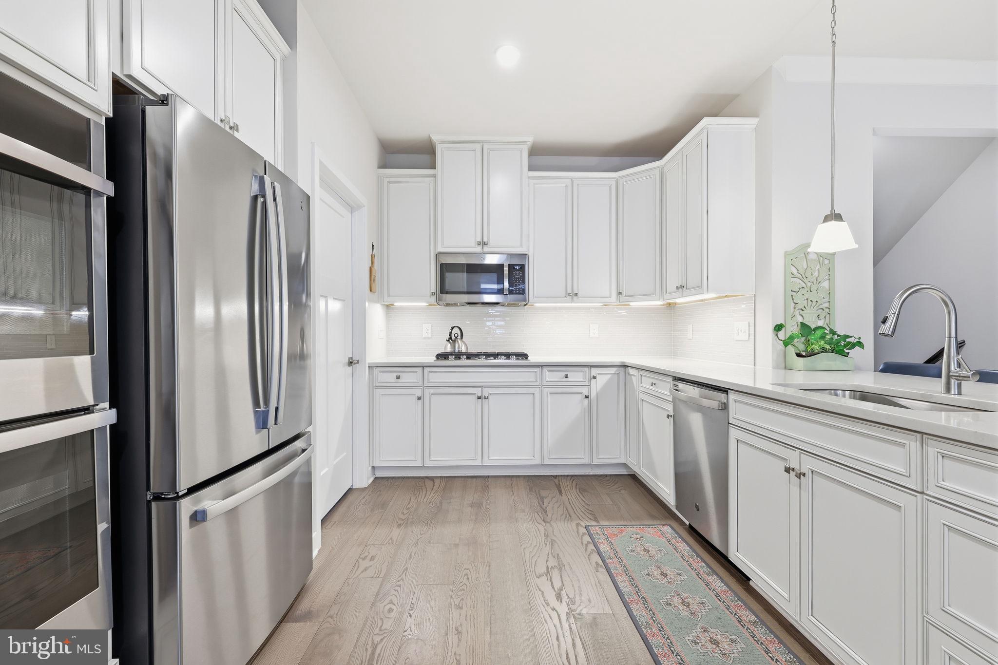 YARDLEY WOODS - Residential