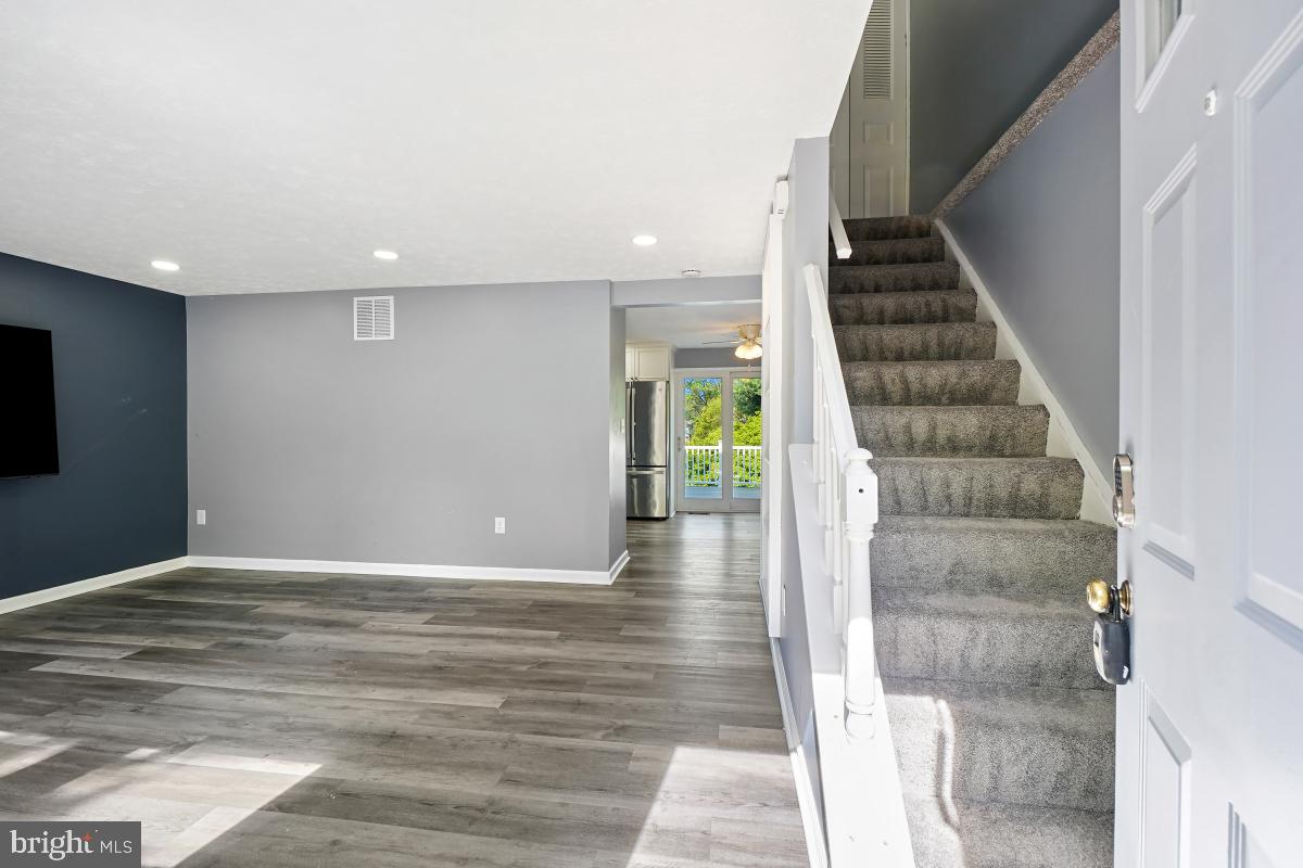 MEADOWVALE - Residential