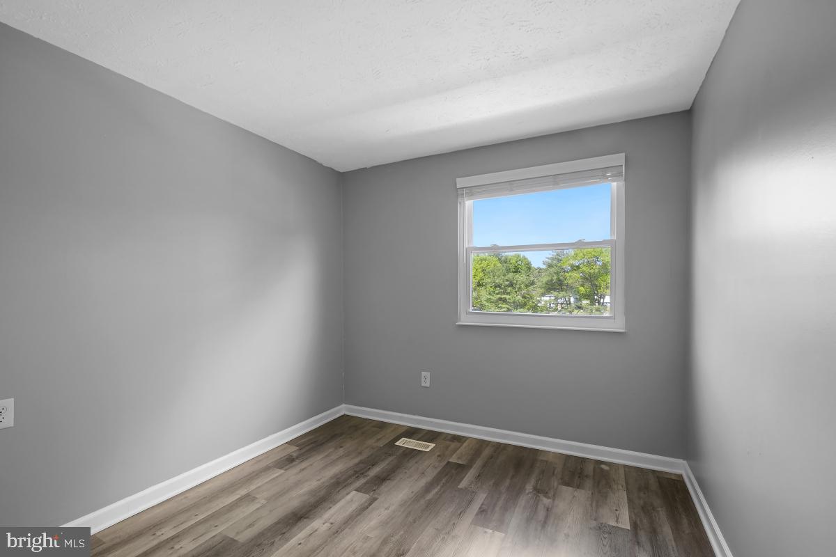 MEADOWVALE - Residential