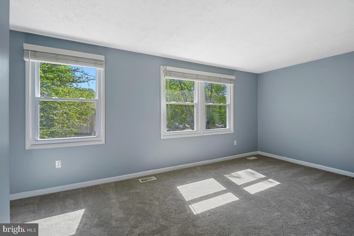 MEADOWVALE - Residential