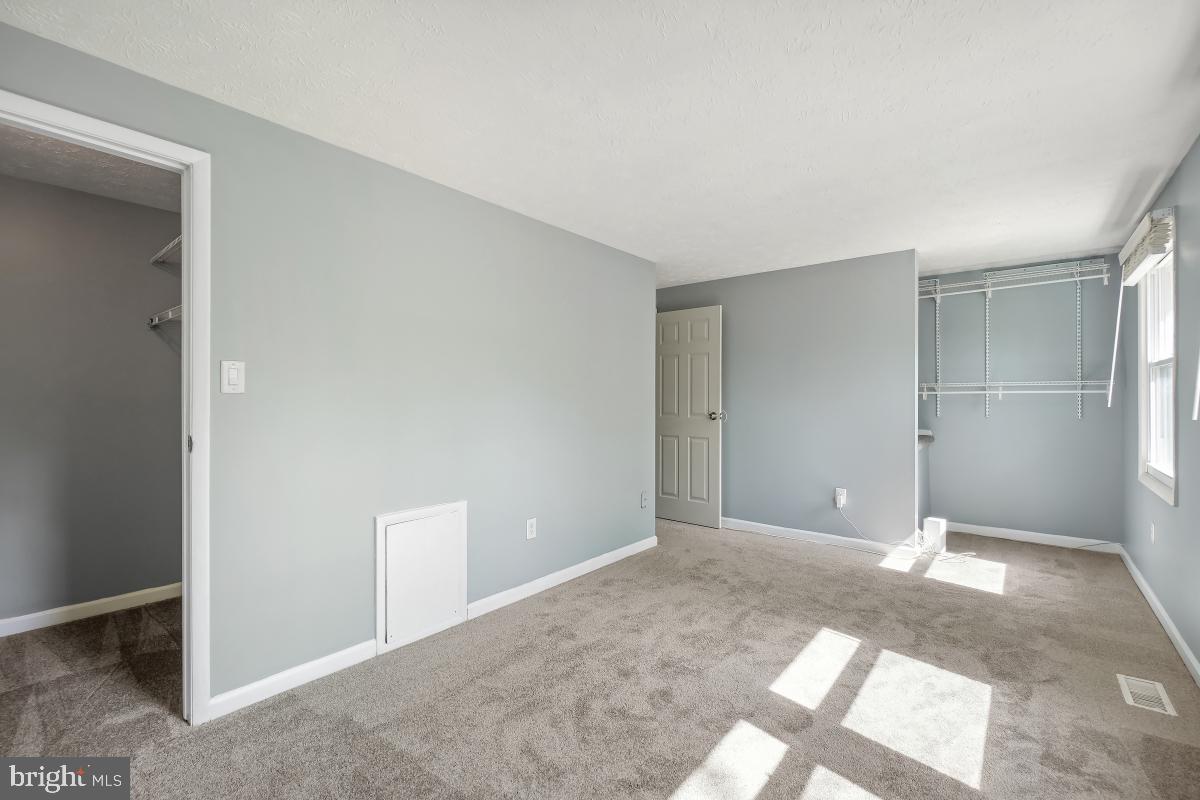 MEADOWVALE - Residential