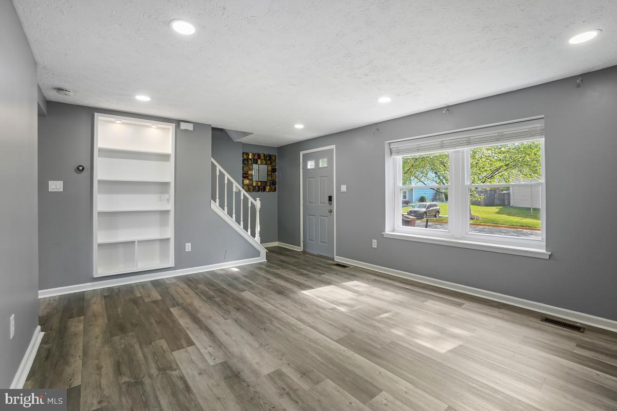 MEADOWVALE - Residential