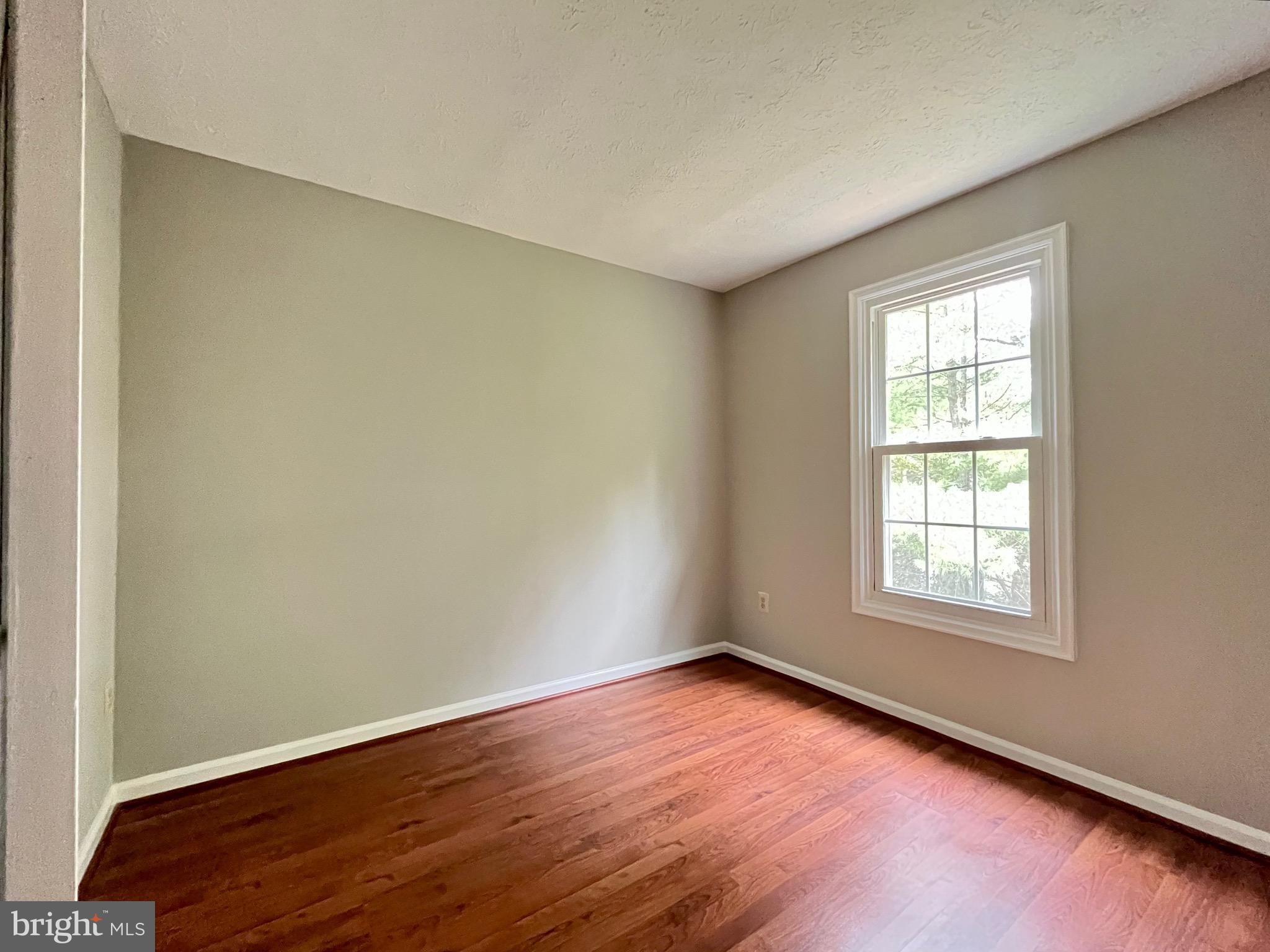 MONTGOMERY MEADOWS - Residential Lease