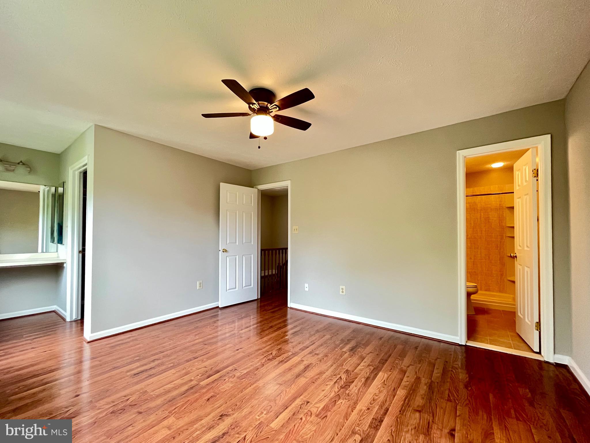 MONTGOMERY MEADOWS - Residential Lease