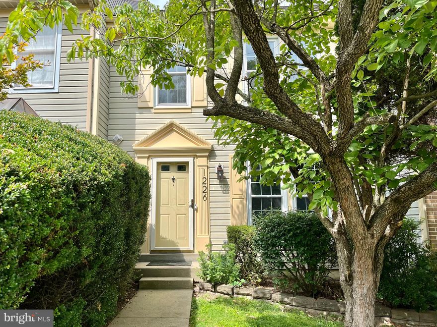 AVAILABLE JULY 1ST! Check out this charming 3-bedroom, 2.5-bath townhome! Hardwood flooring runs throughout the living room and dining room. The renovated kitchen features granite countertops, stainless steel appliances, and ceramic flooring. The rear deck has a beautiful view of the trees, perfect for relaxing. The upstairs level has Pergo flooring throughout and includes 3 bedrooms and 2 full bathrooms. The lower recreation room has a wood-burning fireplace and opens to the rear fenced yard for ultimate privacy. The location is key for this home! Just minutes from exit 12 of I-270, shopping, public transportation, schools, and more. Welcome home! *Landlord is looking for applicant(s) with 700+ credit scores and combined income of at least 40x rent. Min. 24 month lease preferred*