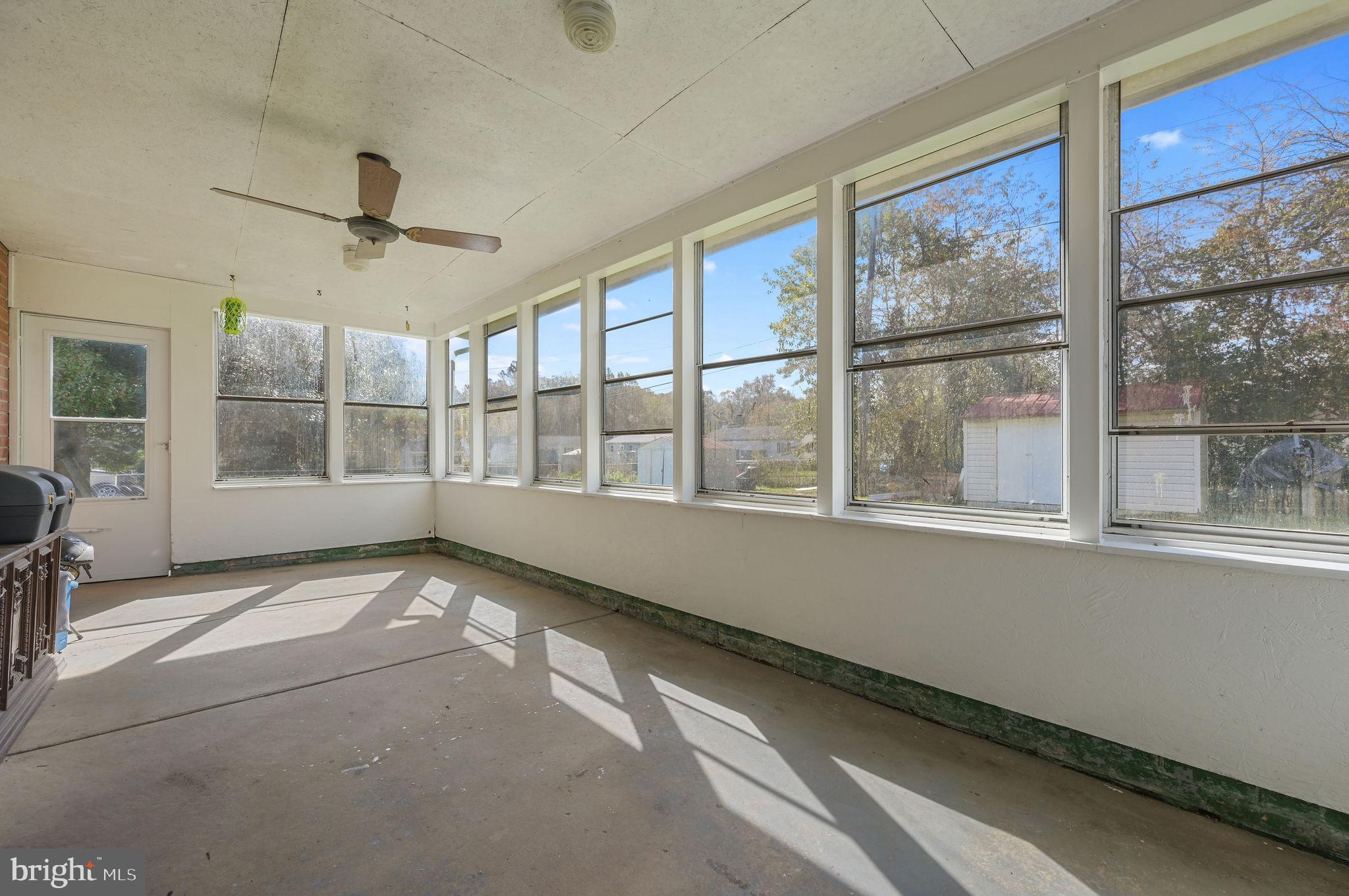 SHARONDALE - Residential