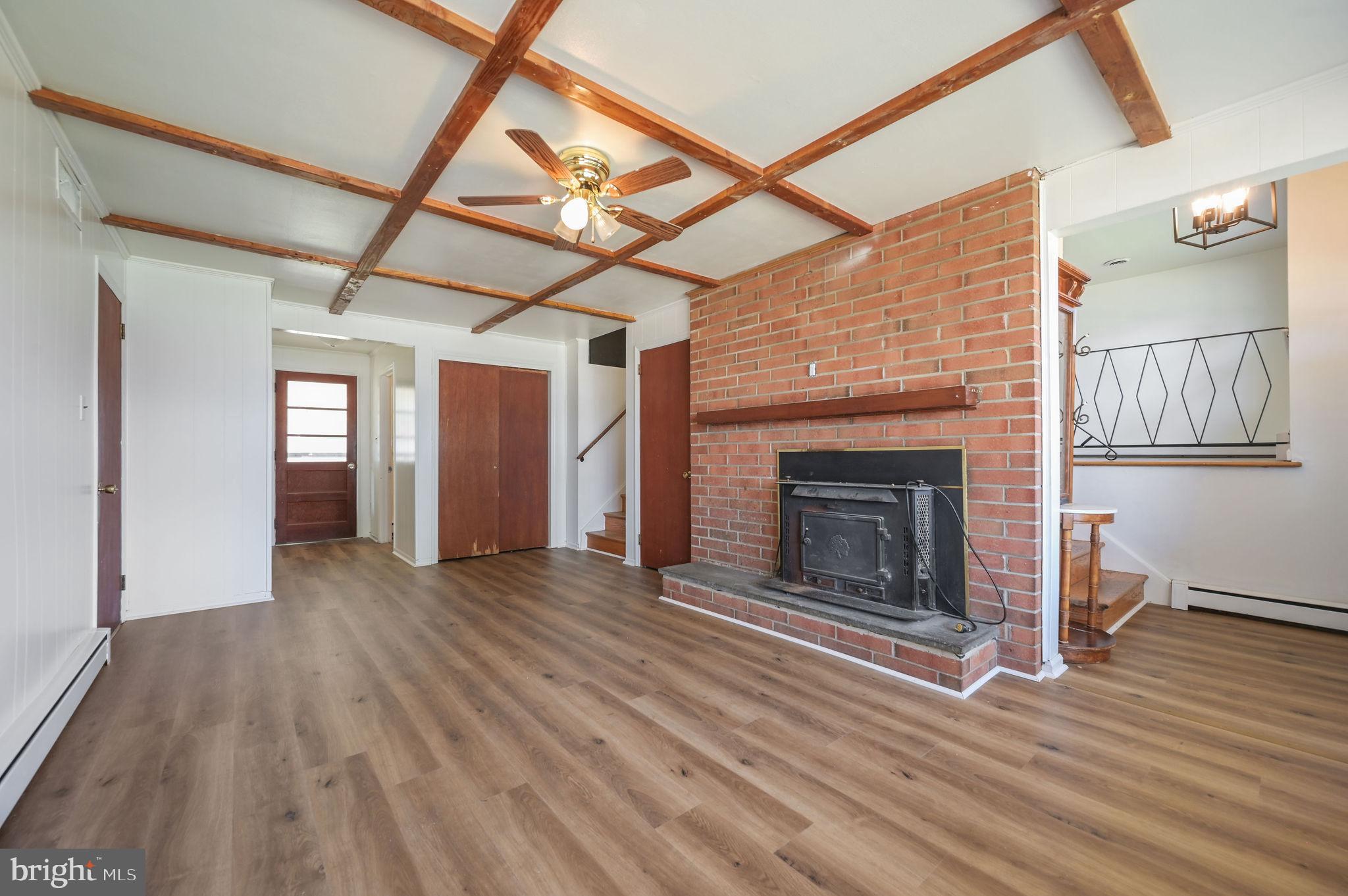 SHARONDALE - Residential