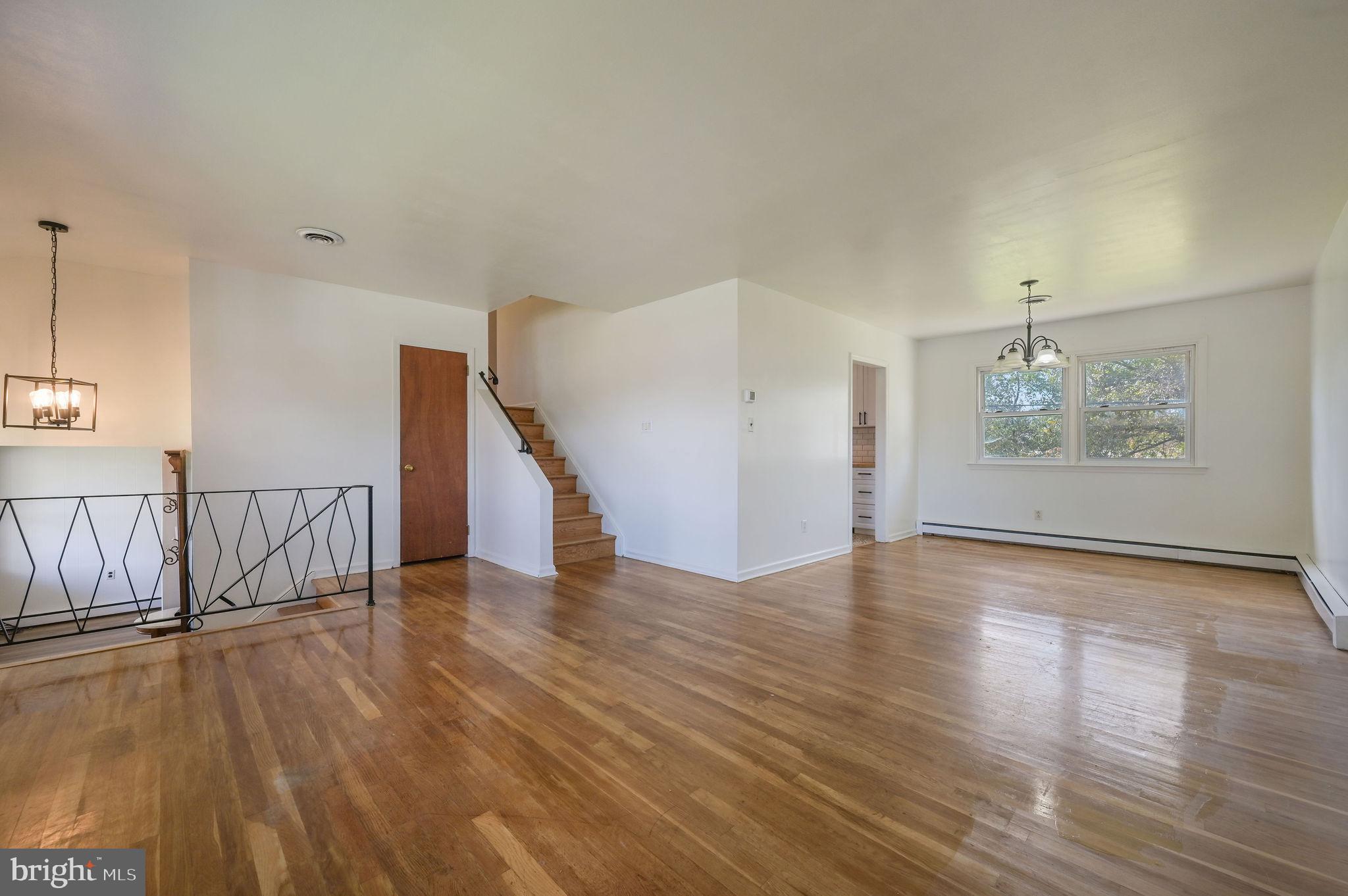 SHARONDALE - Residential