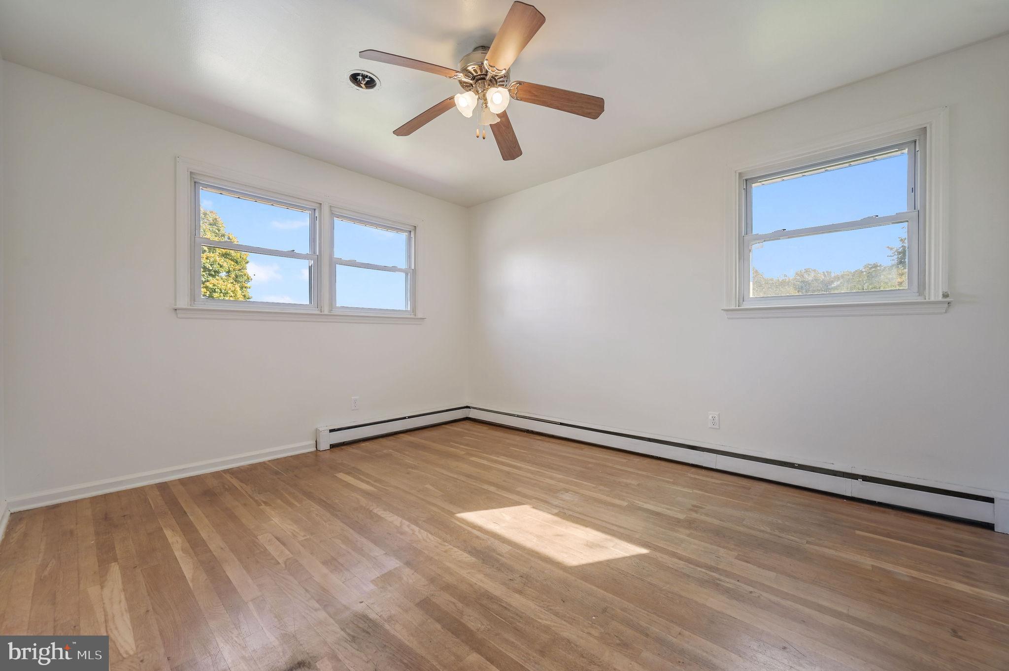 SHARONDALE - Residential