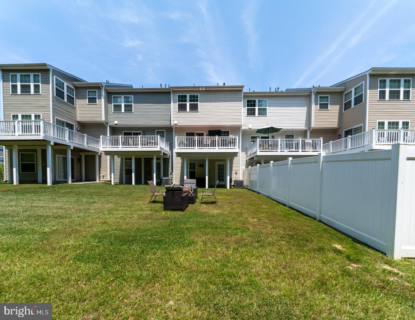 RAVENHURST GLEN - Residential