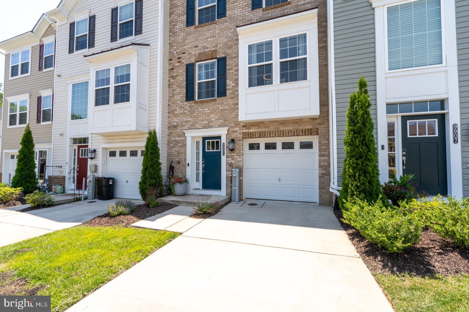 RAVENHURST GLEN - Residential