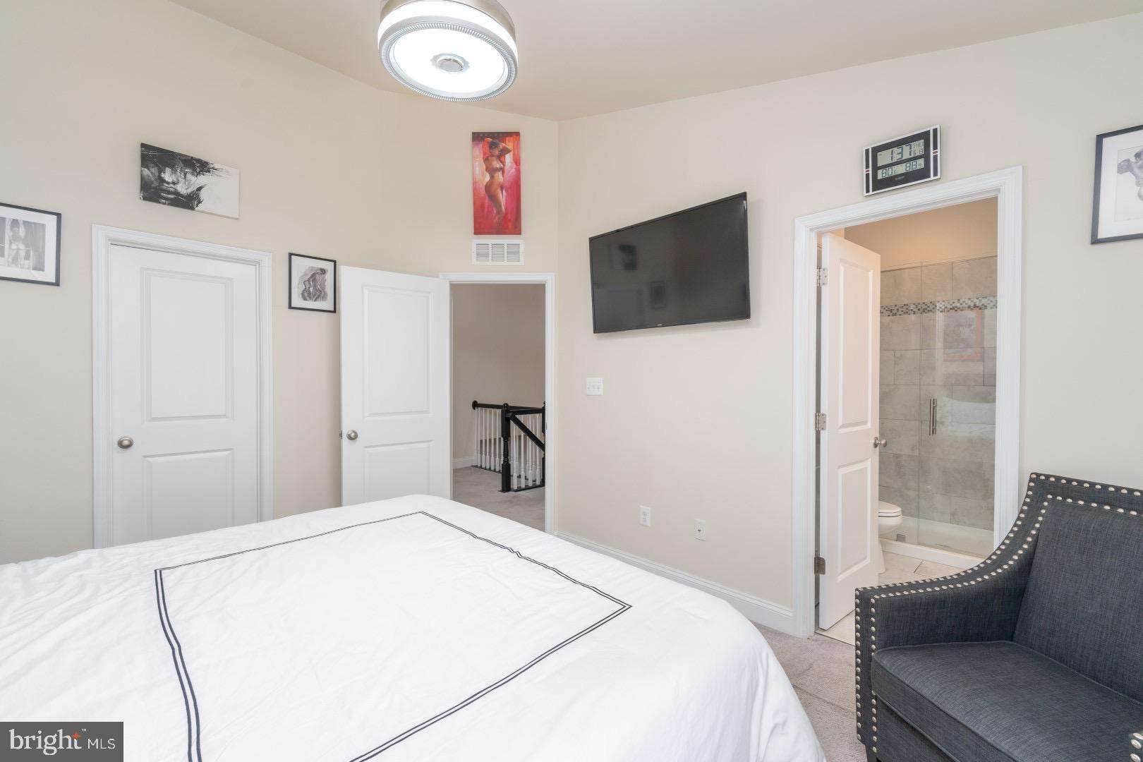 RAVENHURST GLEN - Residential