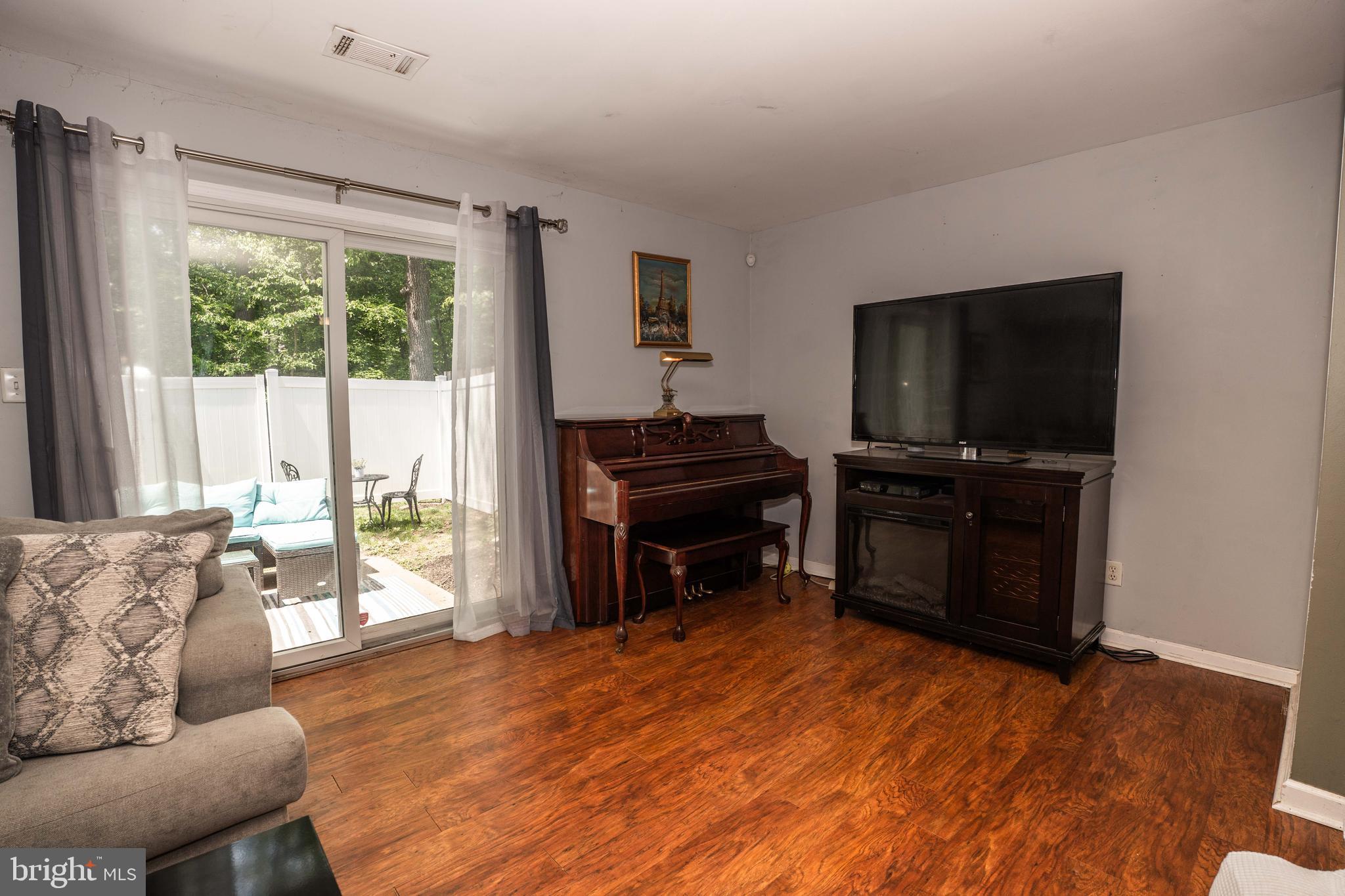OLDE COLONIAL GREENE - Residential