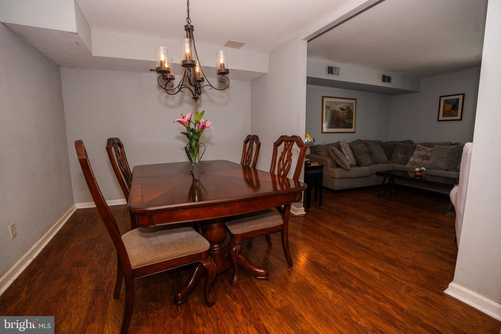 OLDE COLONIAL GREENE - Residential