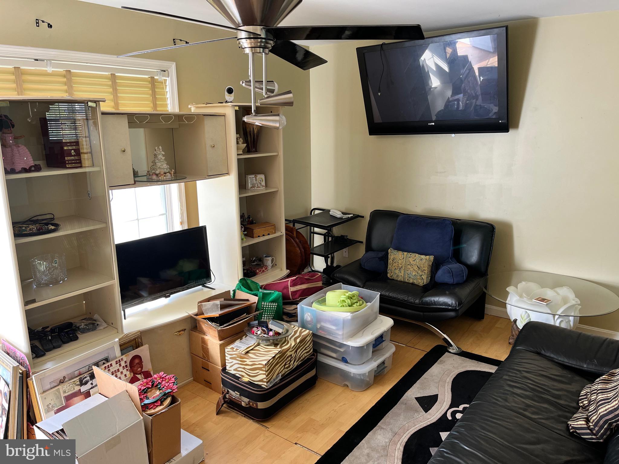 SUMMER HILL - Residential