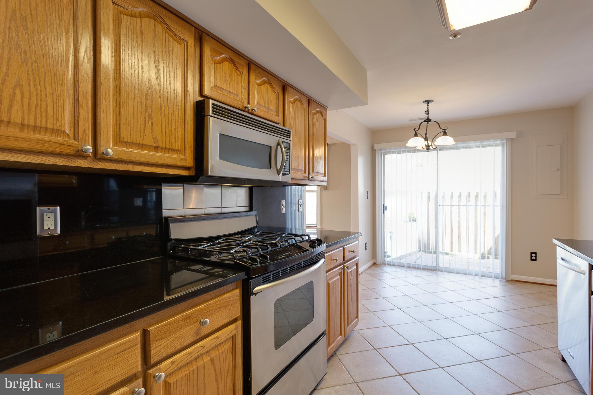 ASHBURN FARM - Residential