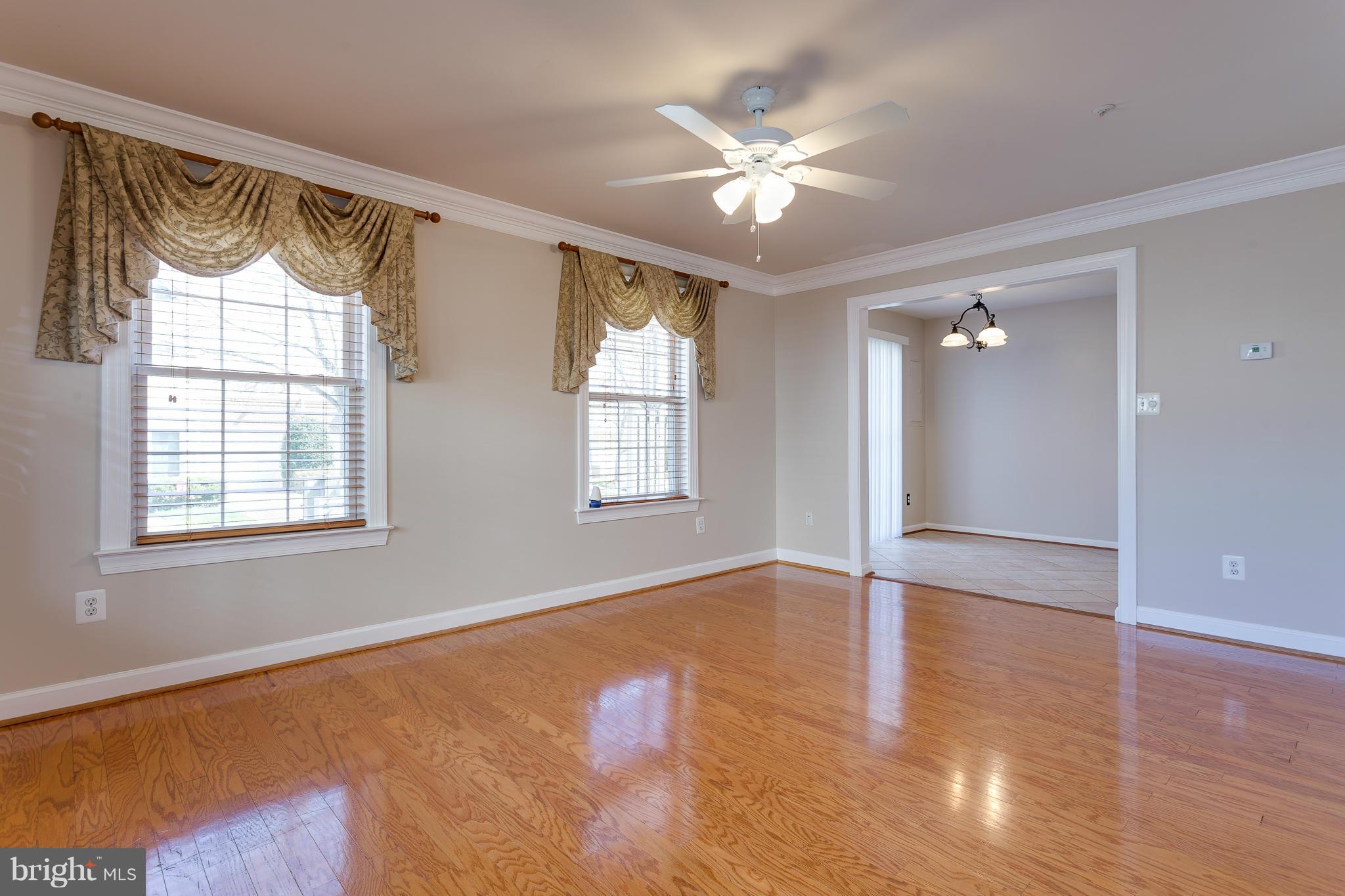 ASHBURN FARM - Residential