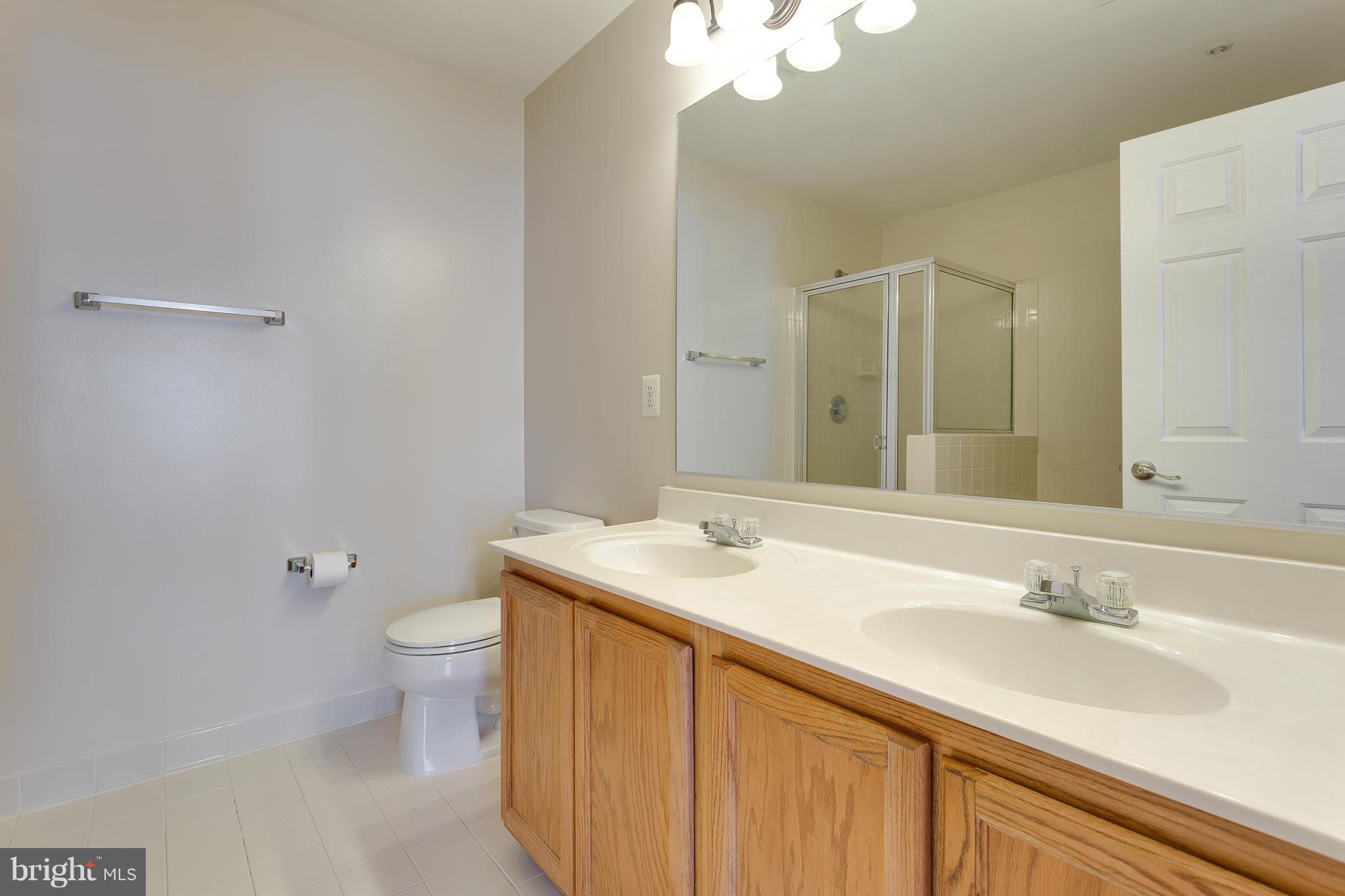 ASHBURN FARM - Residential