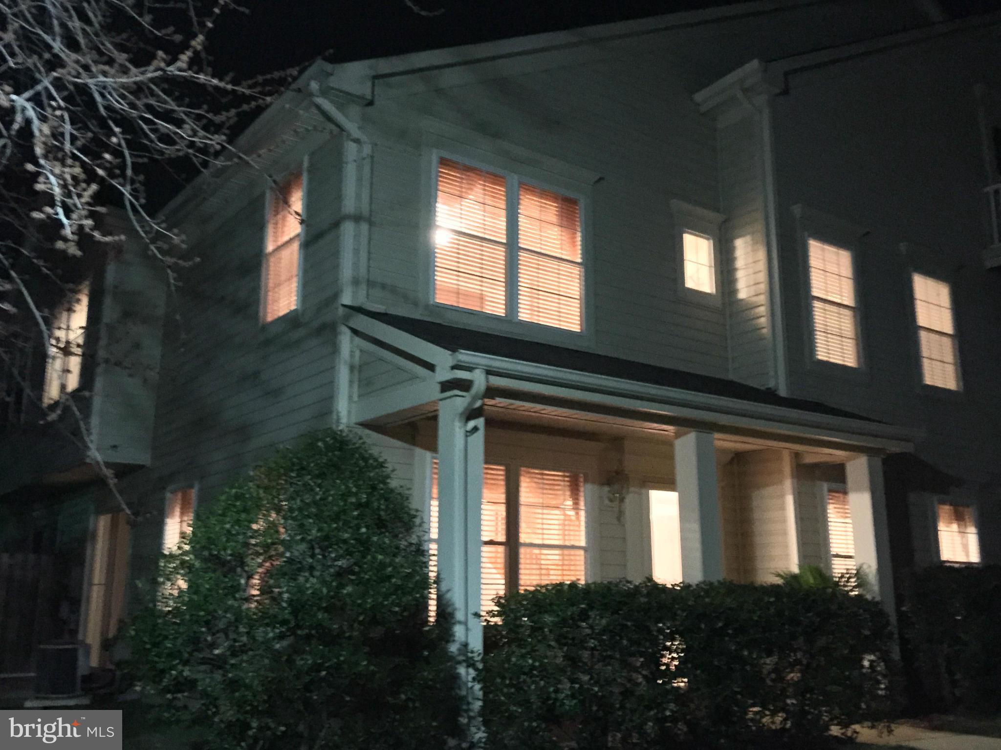 ASHBURN FARM - Residential