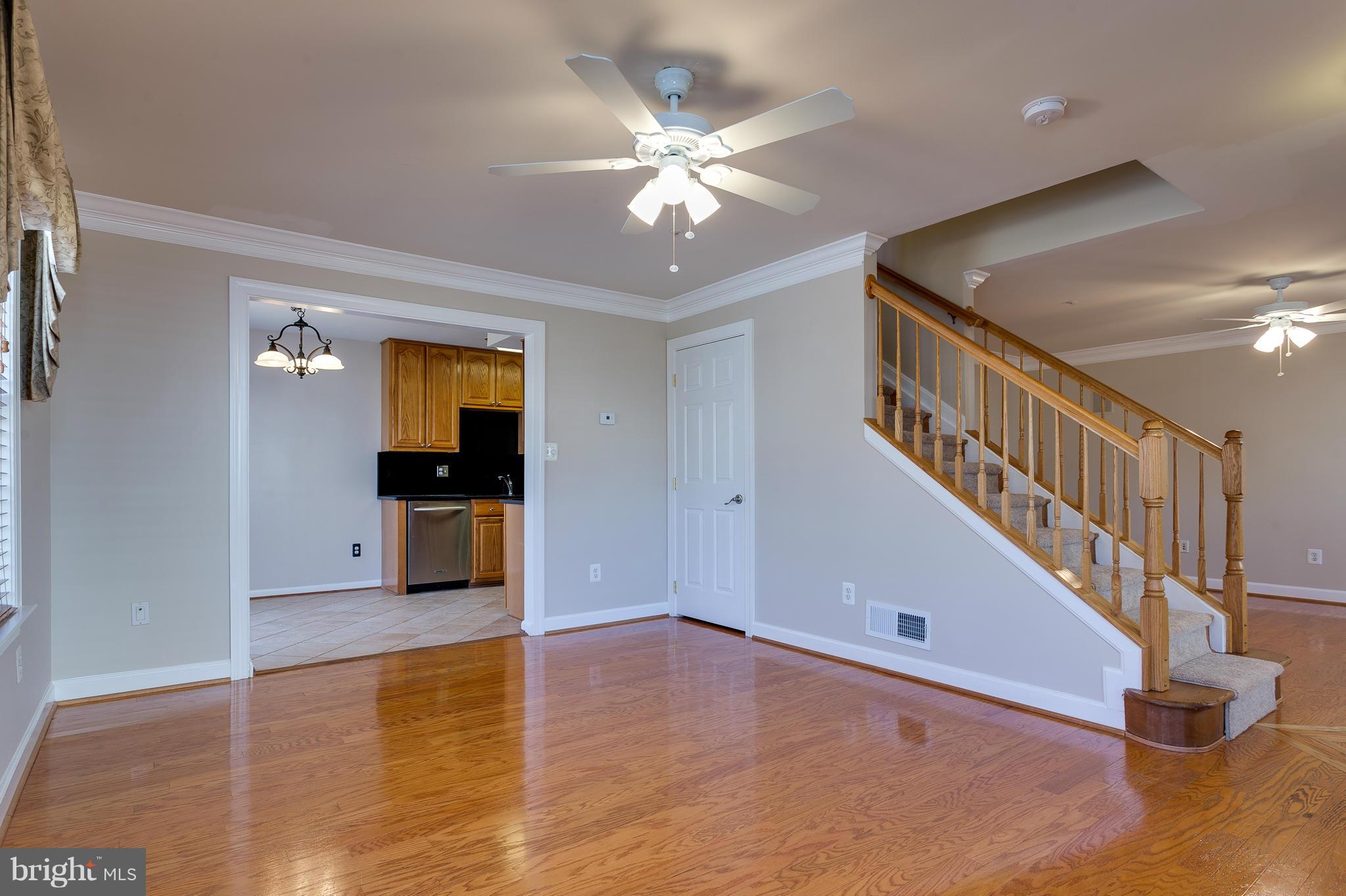 ASHBURN FARM - Residential