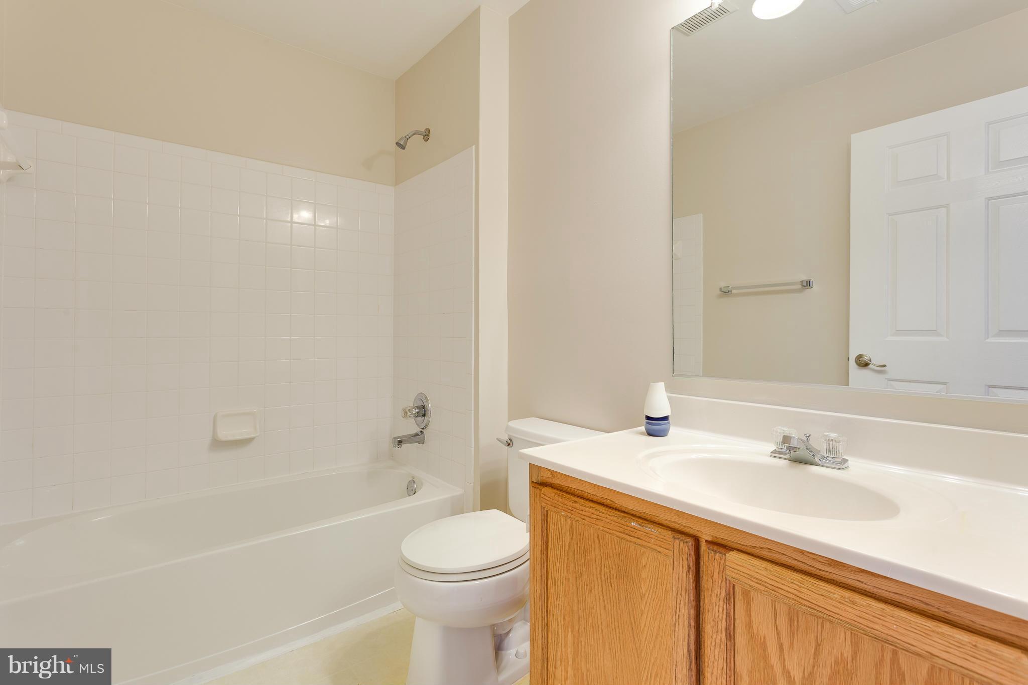 ASHBURN FARM - Residential