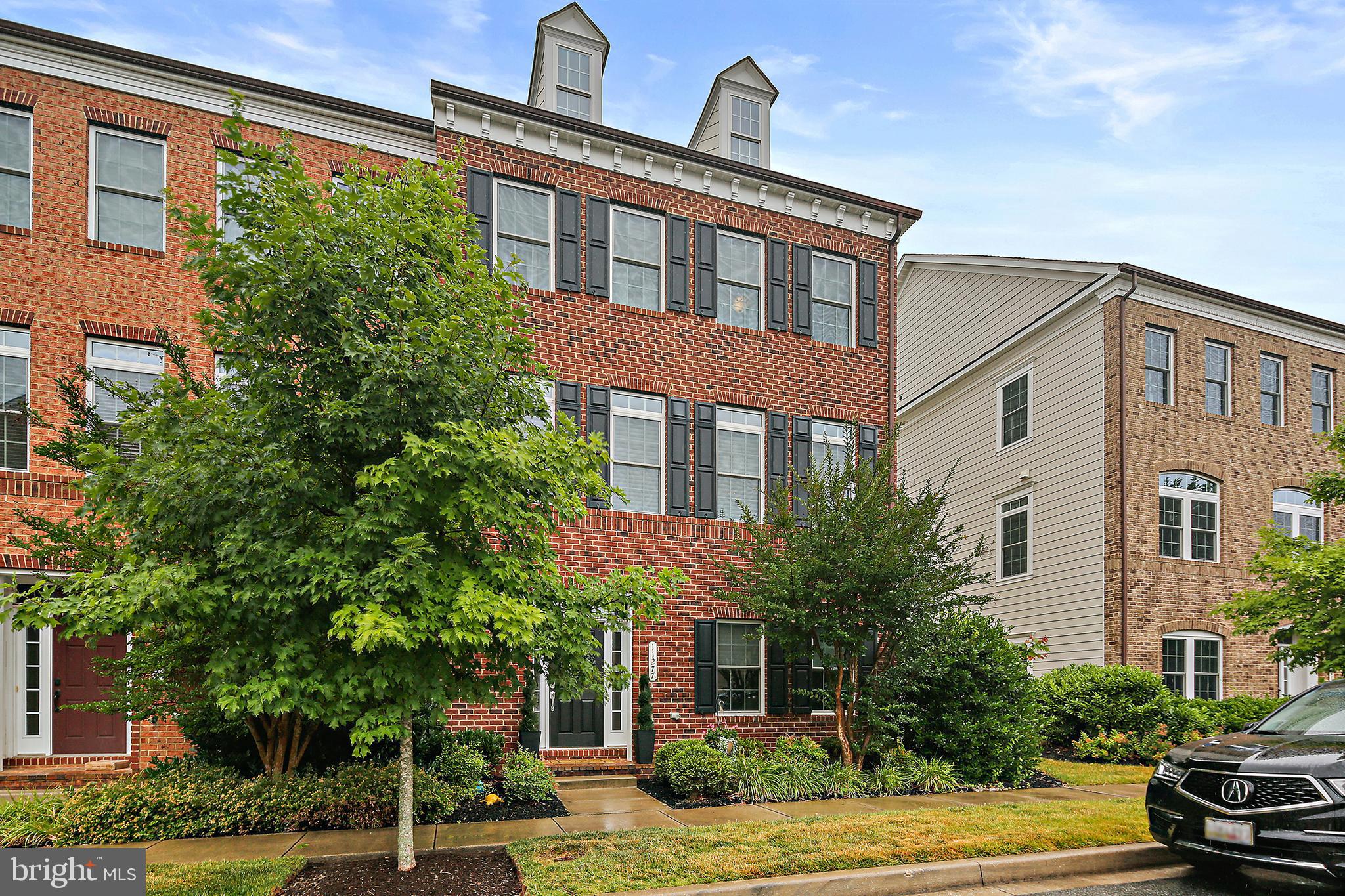 MAPLE LAWN - Residential