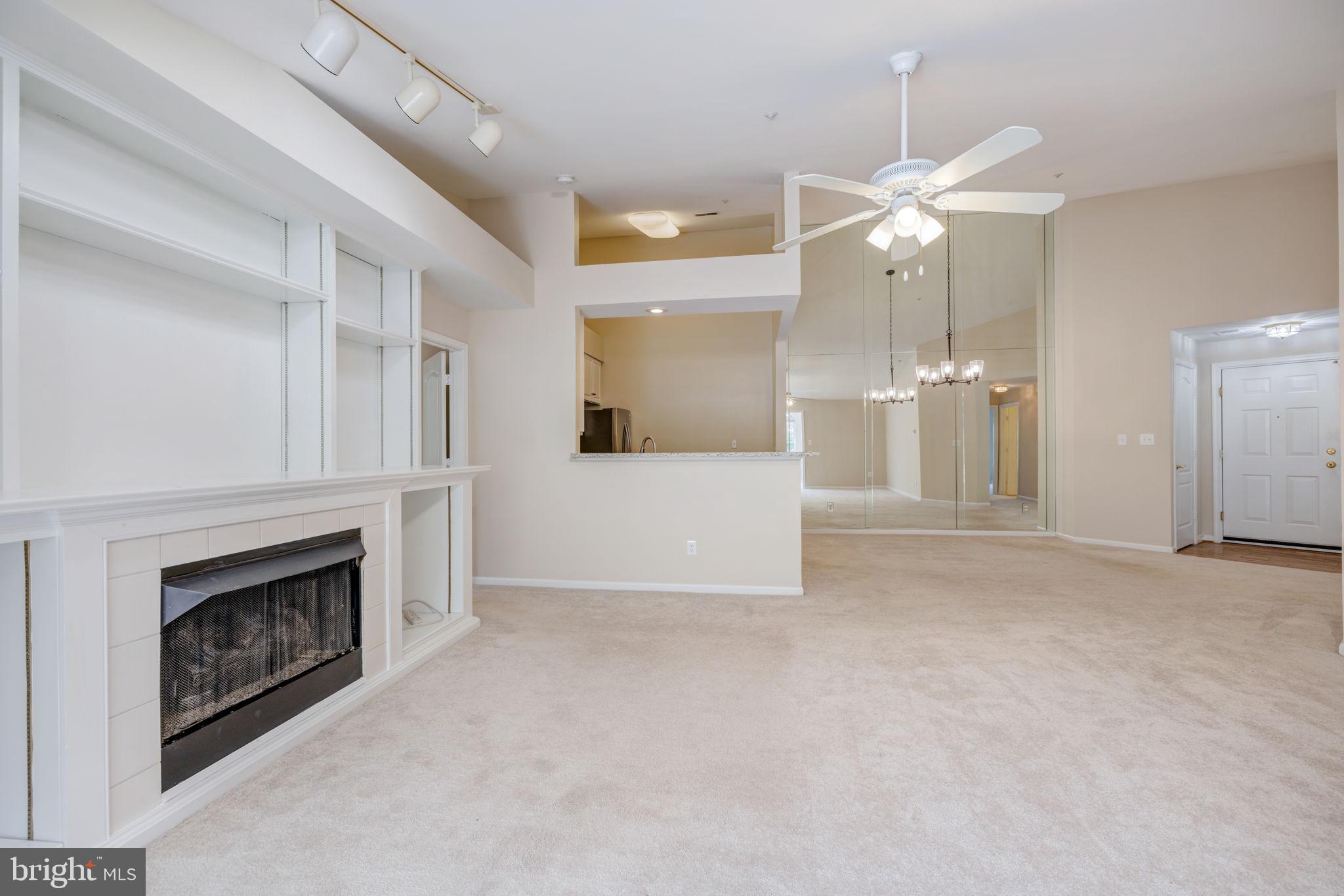 ISLAND CREEK - Residential Lease