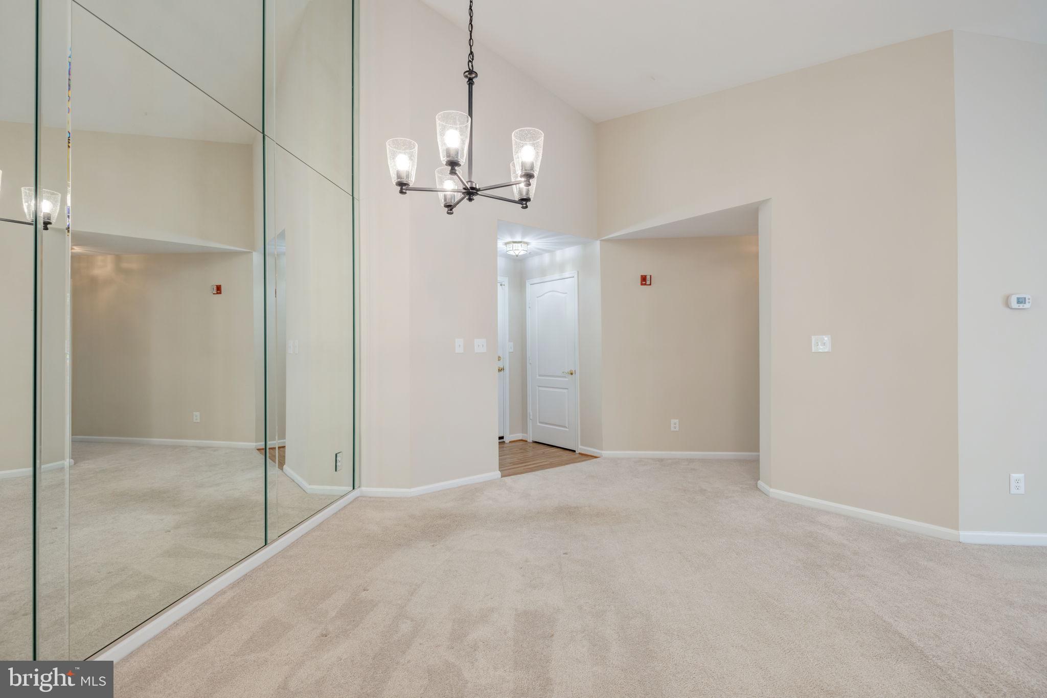 ISLAND CREEK - Residential Lease