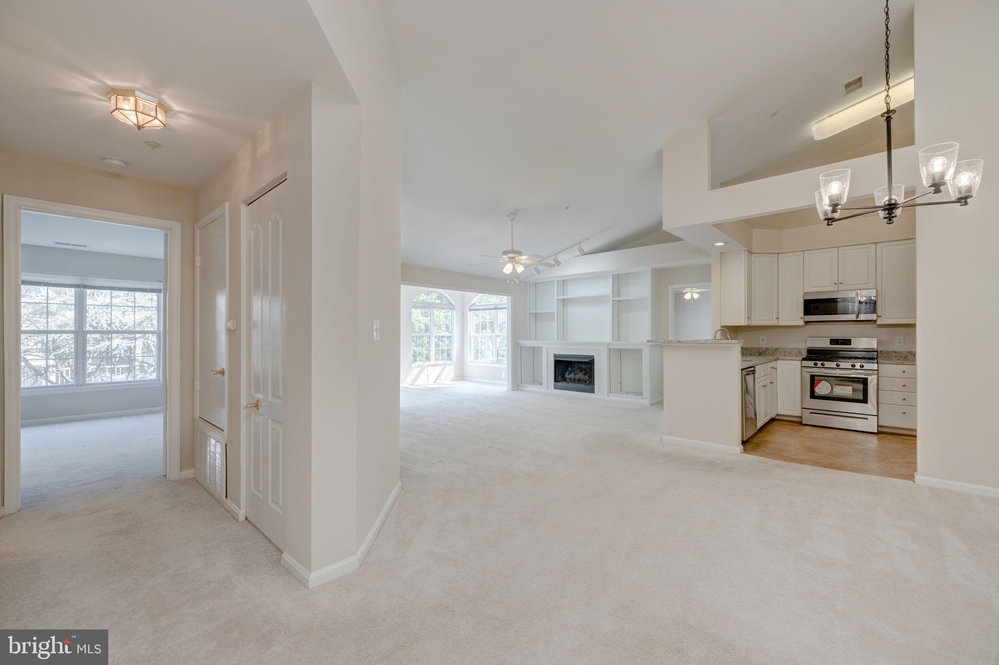 ISLAND CREEK - Residential Lease