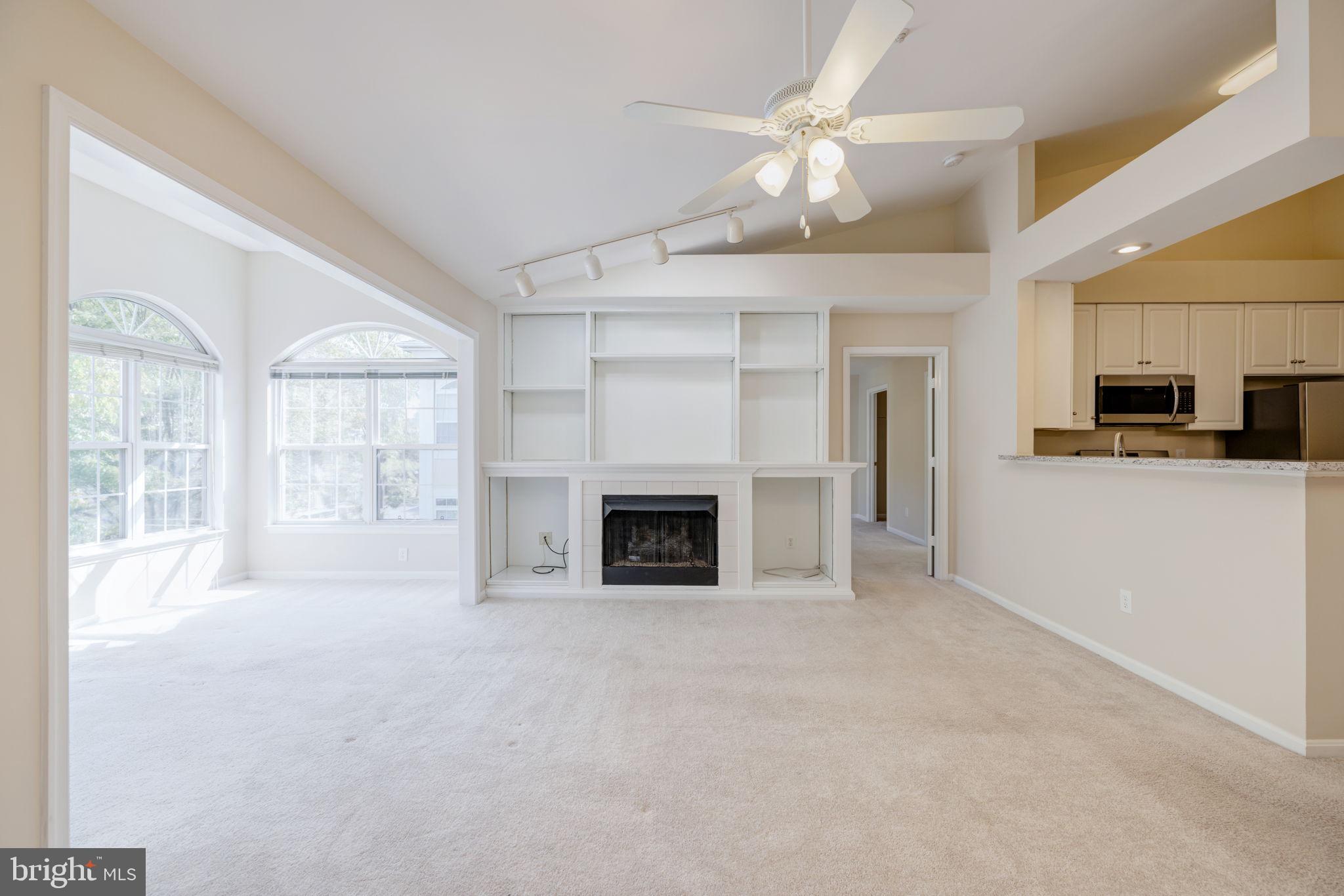 ISLAND CREEK - Residential Lease