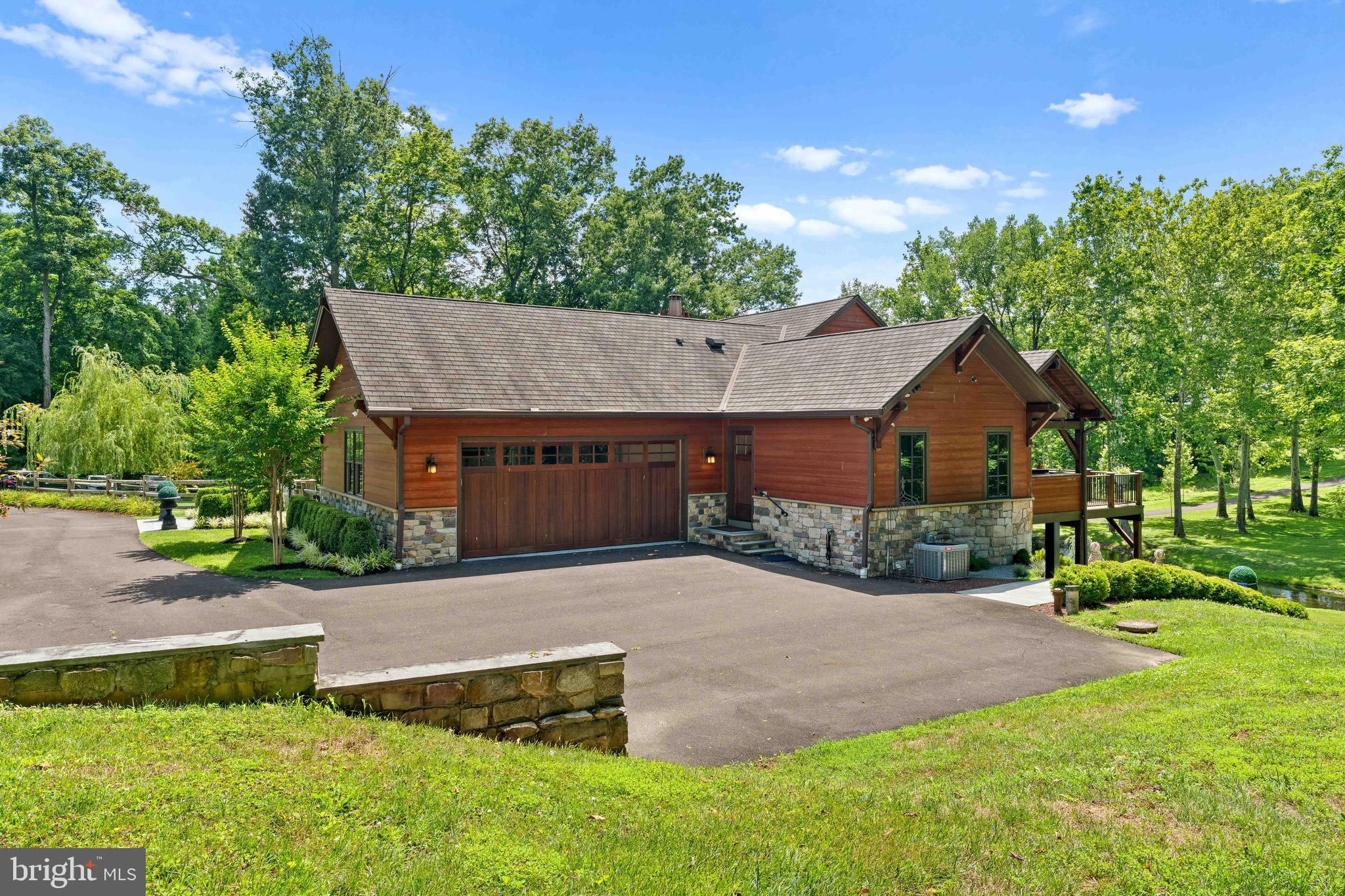 992 WORTHINGTON MILL ROAD