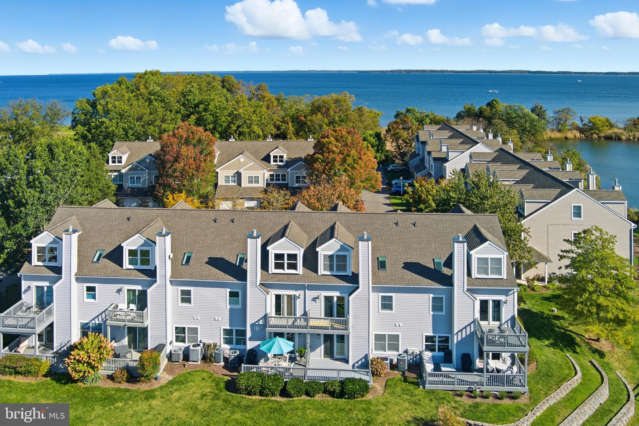 BAYSIDE - Residential