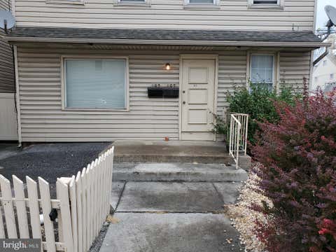 Condo For Rent - 105 S Railroad Avenue<br/> Lancaster County, NEW HOLLAND, PA 17557
