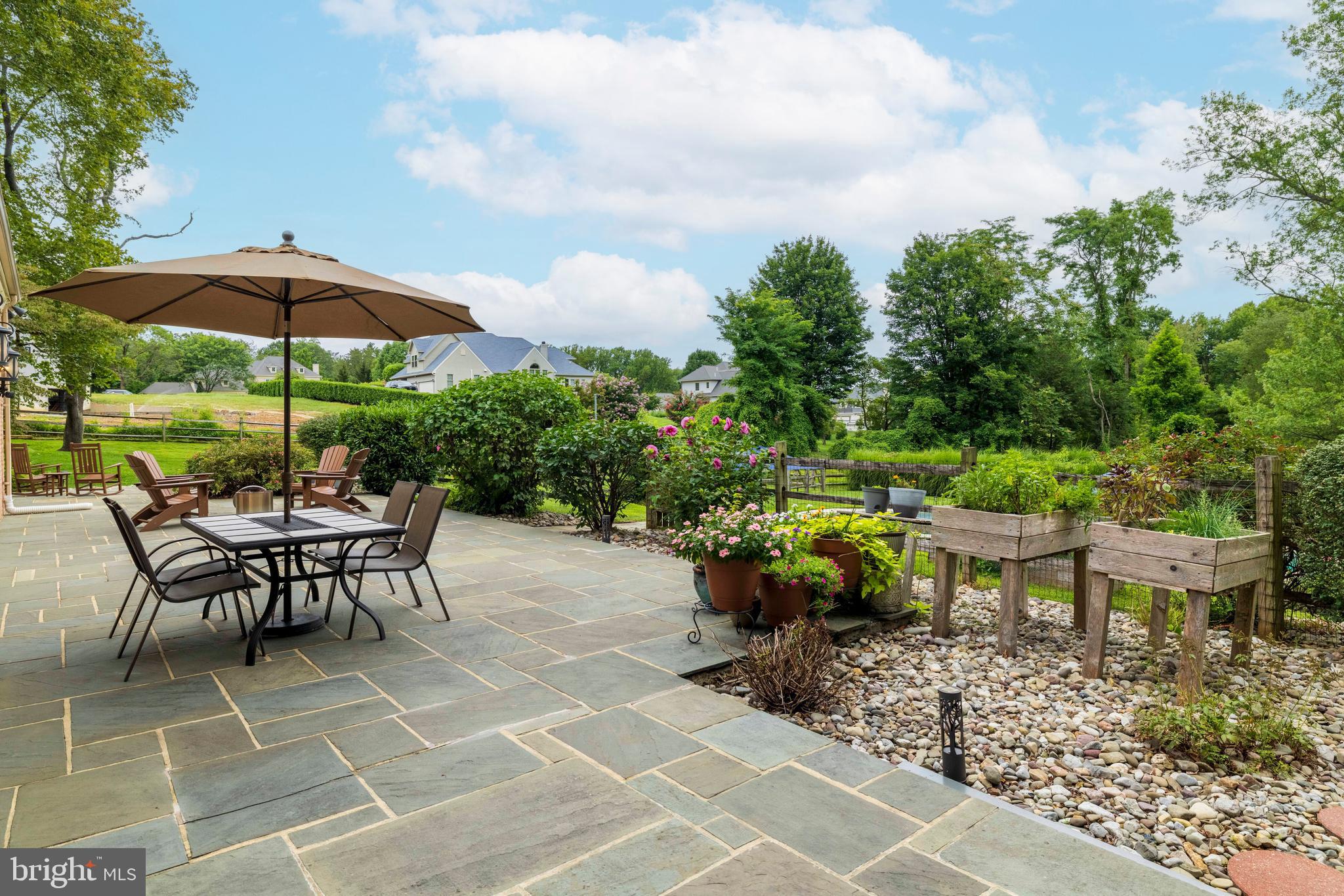 HUNTINGDON VALLEY - Residential