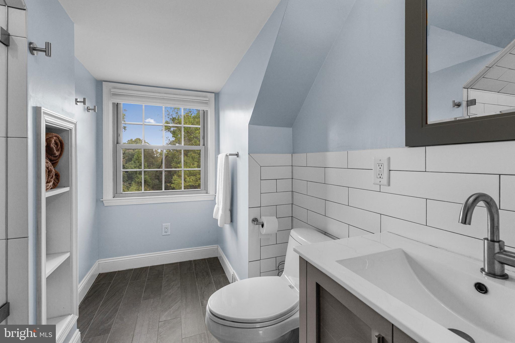 HUNTINGDON VALLEY - Residential