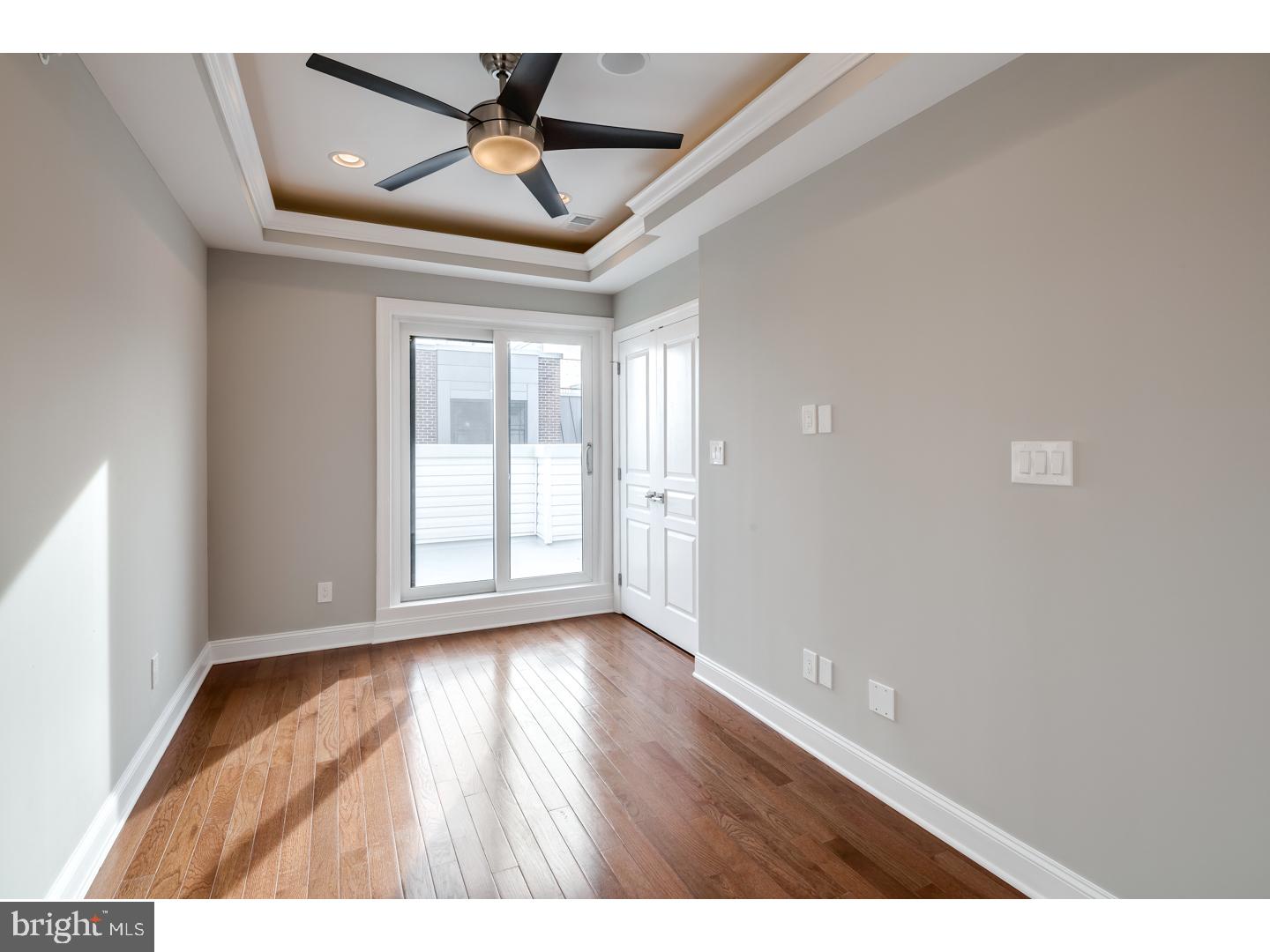 POINT BREEZE - Residential