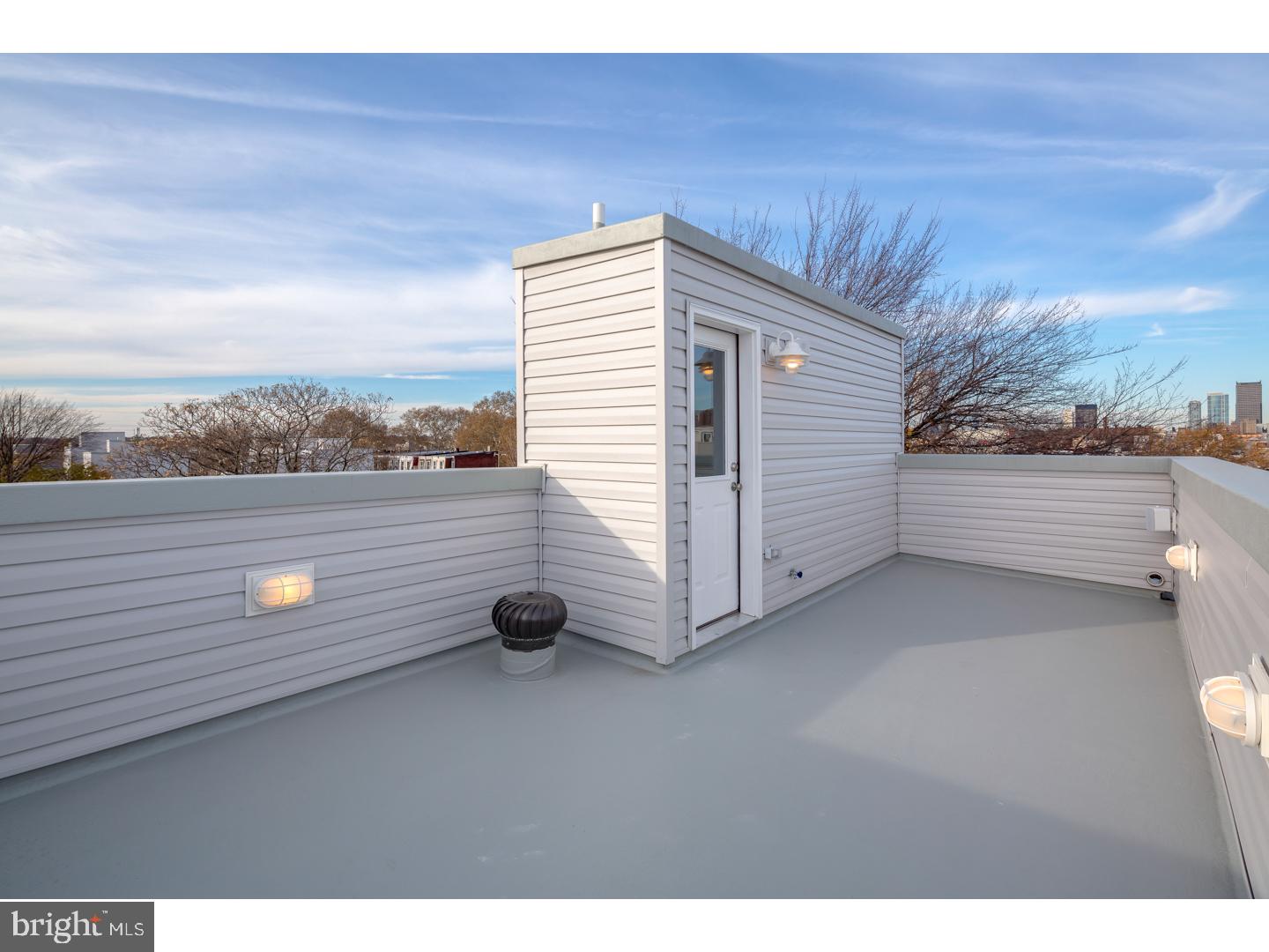 POINT BREEZE - Residential
