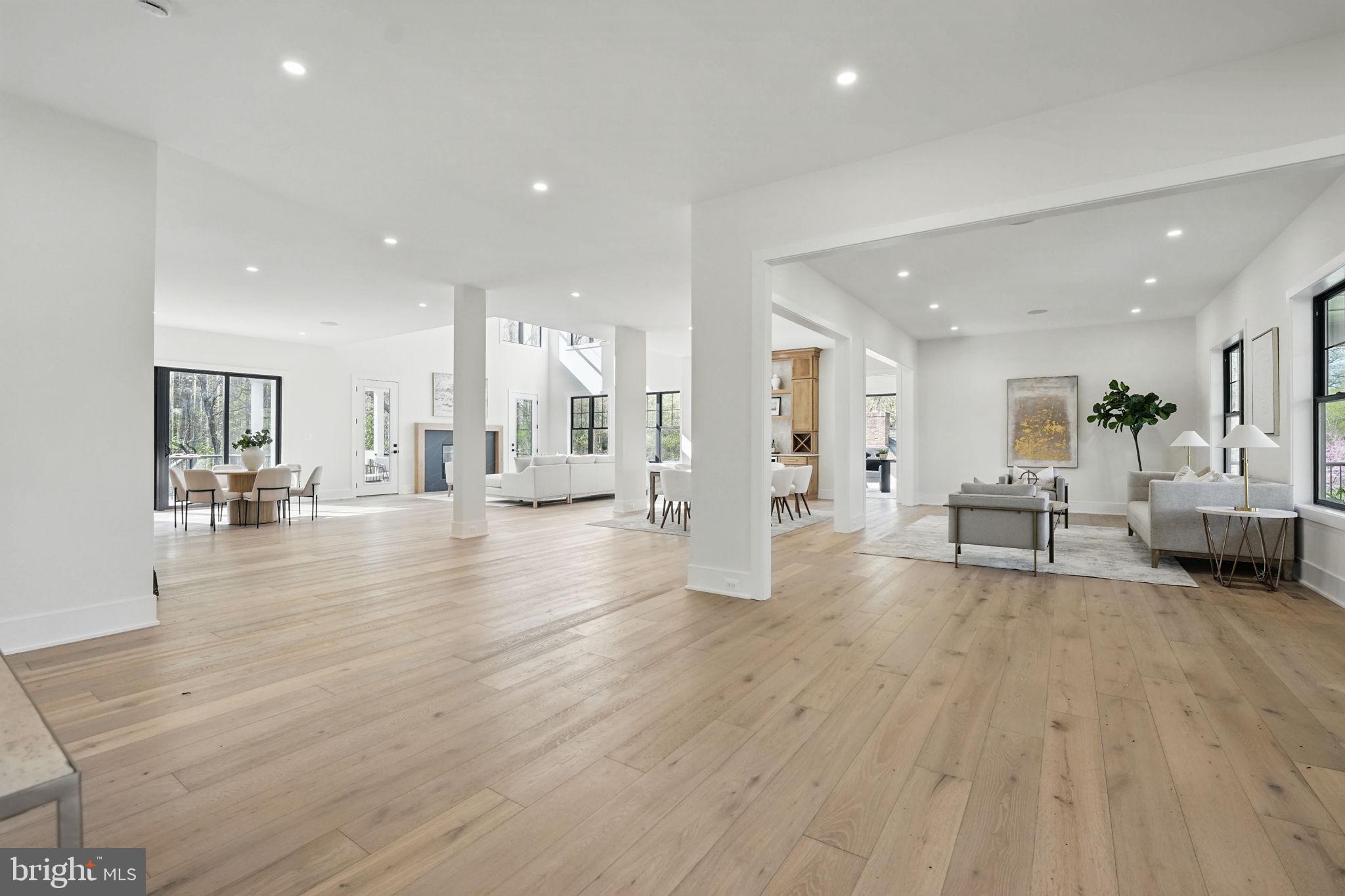 PINE RIDGE - Residential